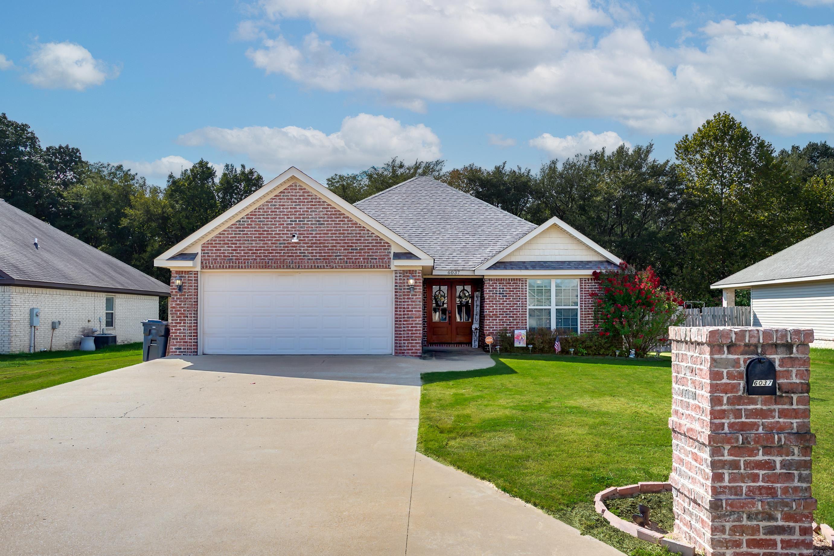 6037 Prairie Meadow Property Photo 1