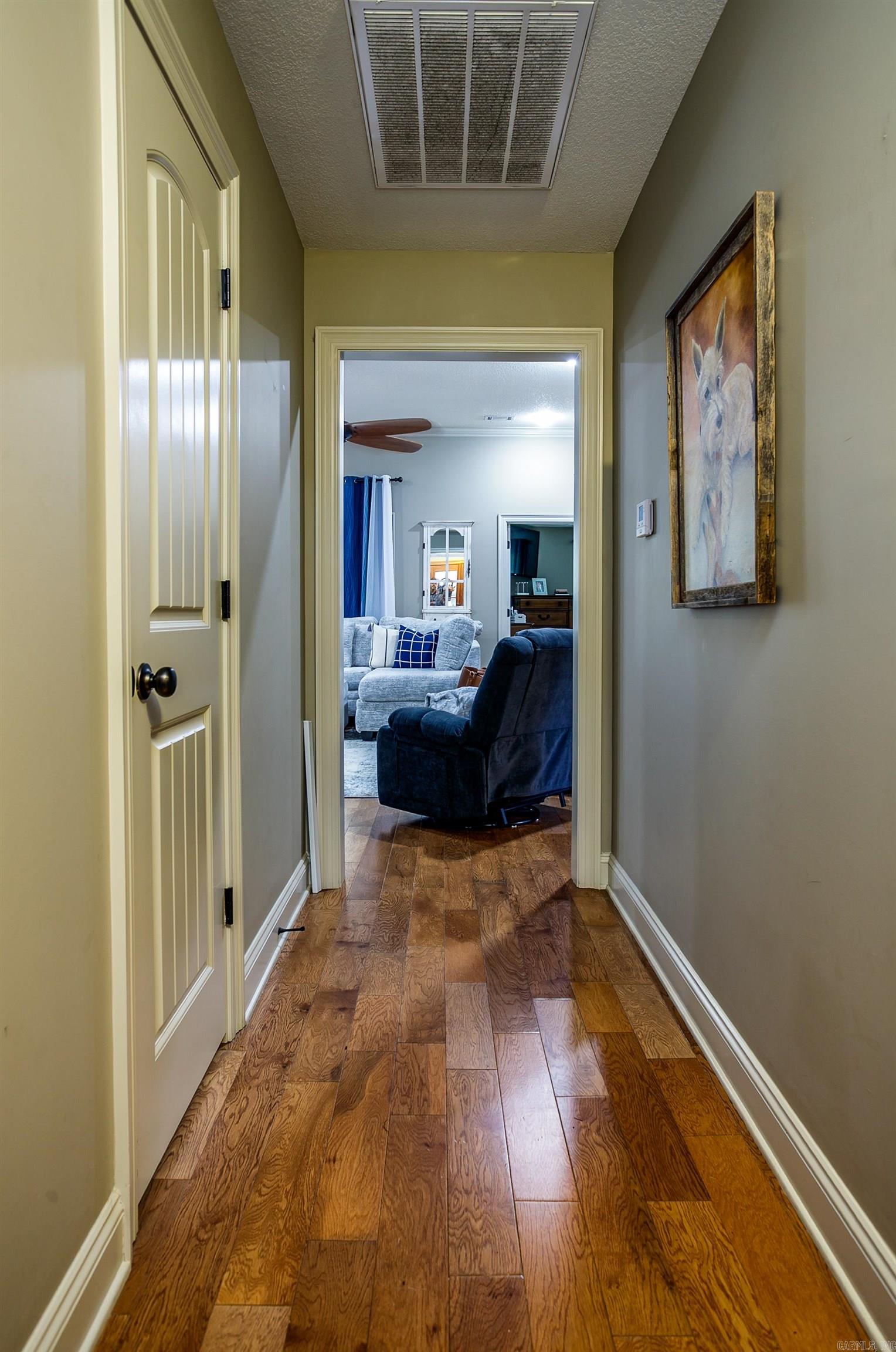 6037 Prairie Meadow Property Photo 7
