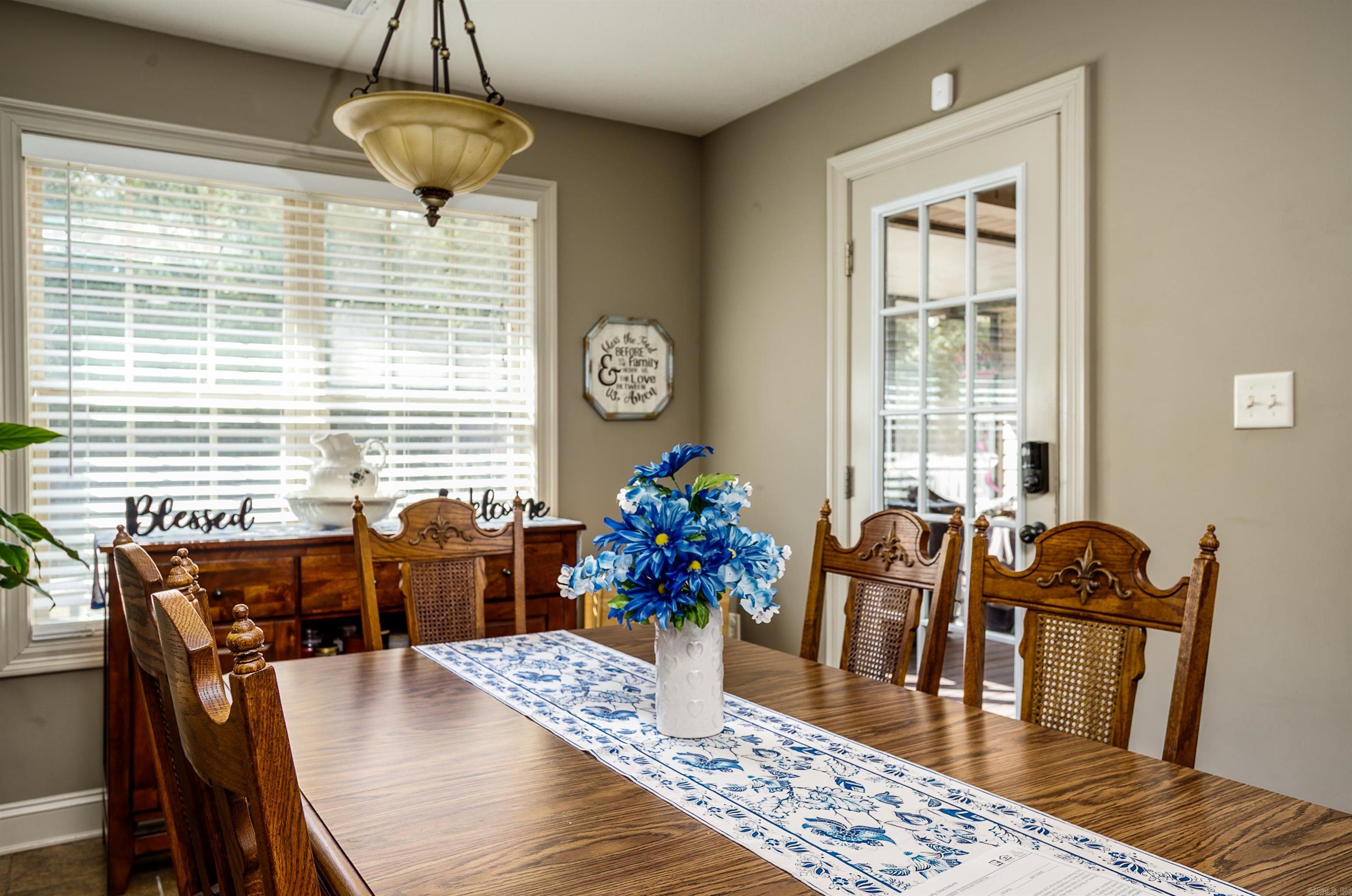 6037 Prairie Meadow Property Photo 14
