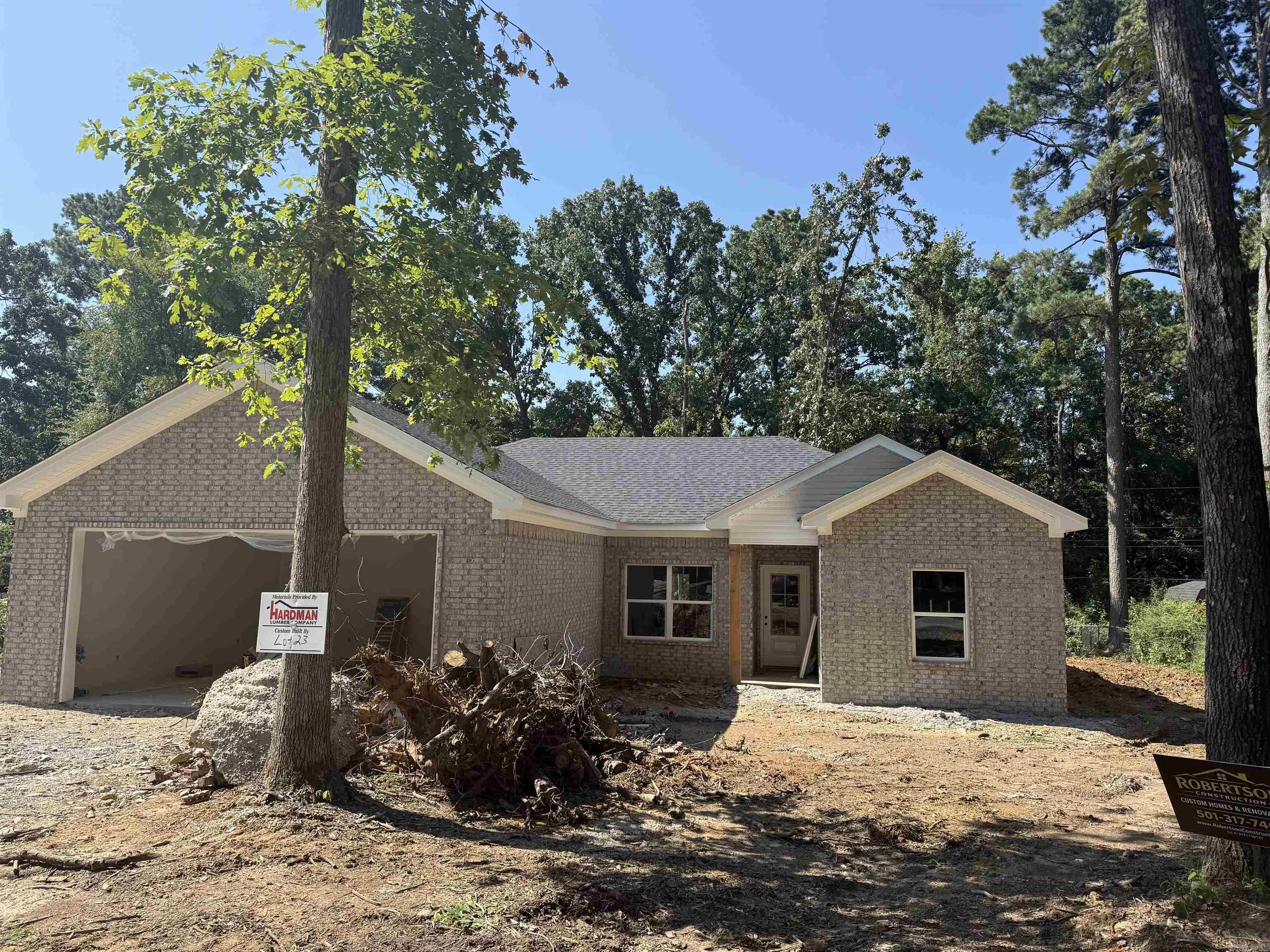 3205 Ward Dr Property Photo 1