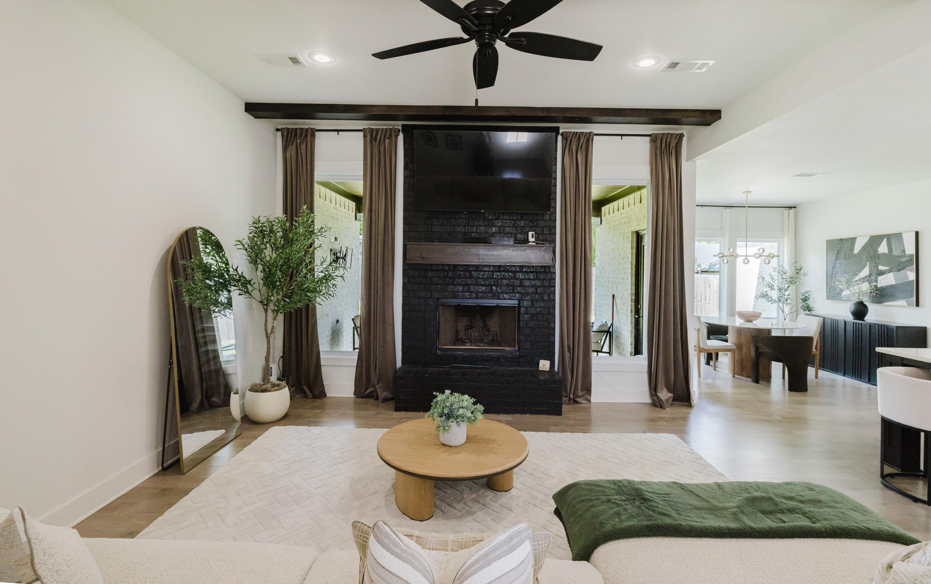 6025 Coral Ridge Drive Property Photo 9