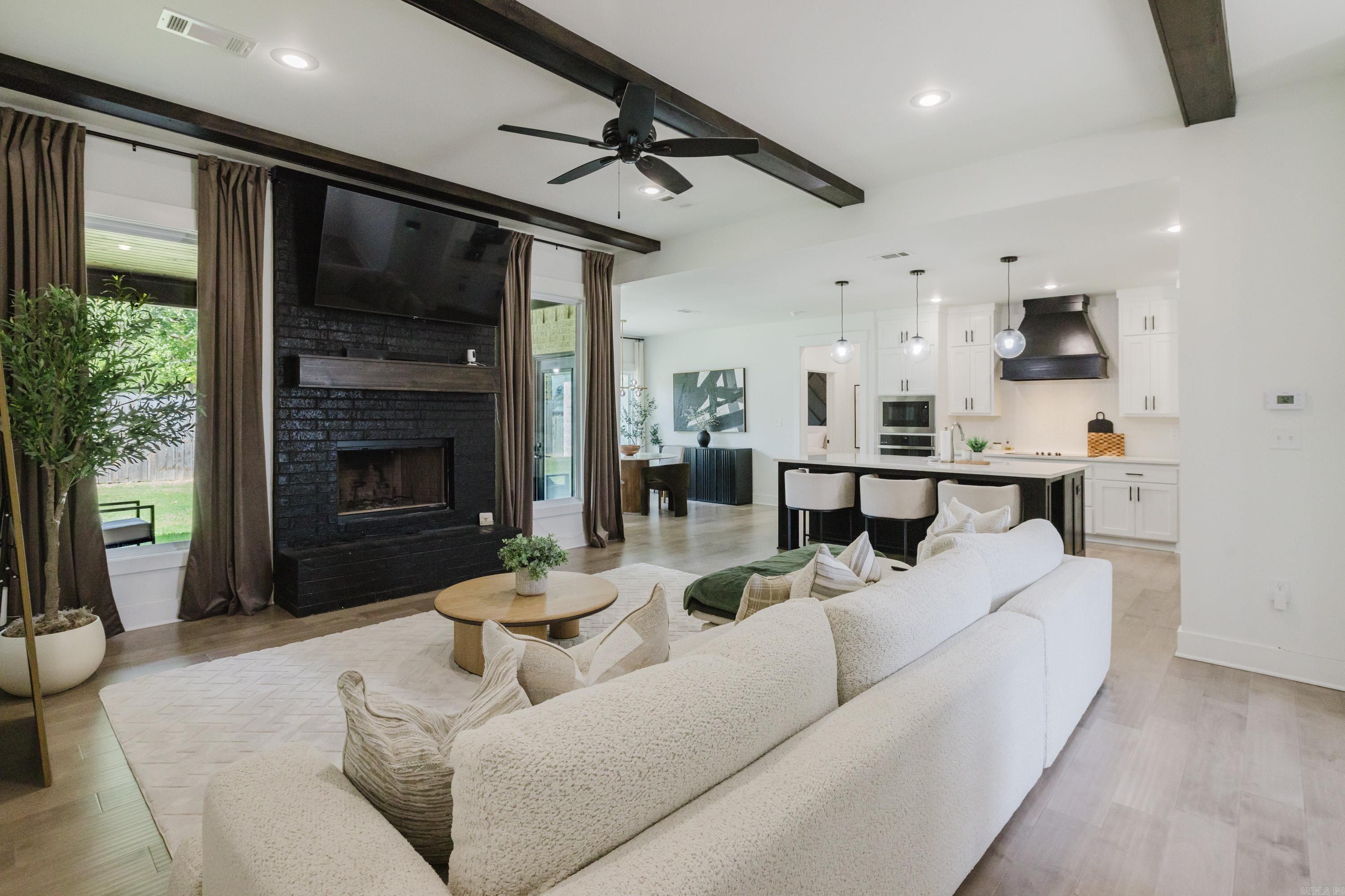 6025 Coral Ridge Drive Property Photo 10