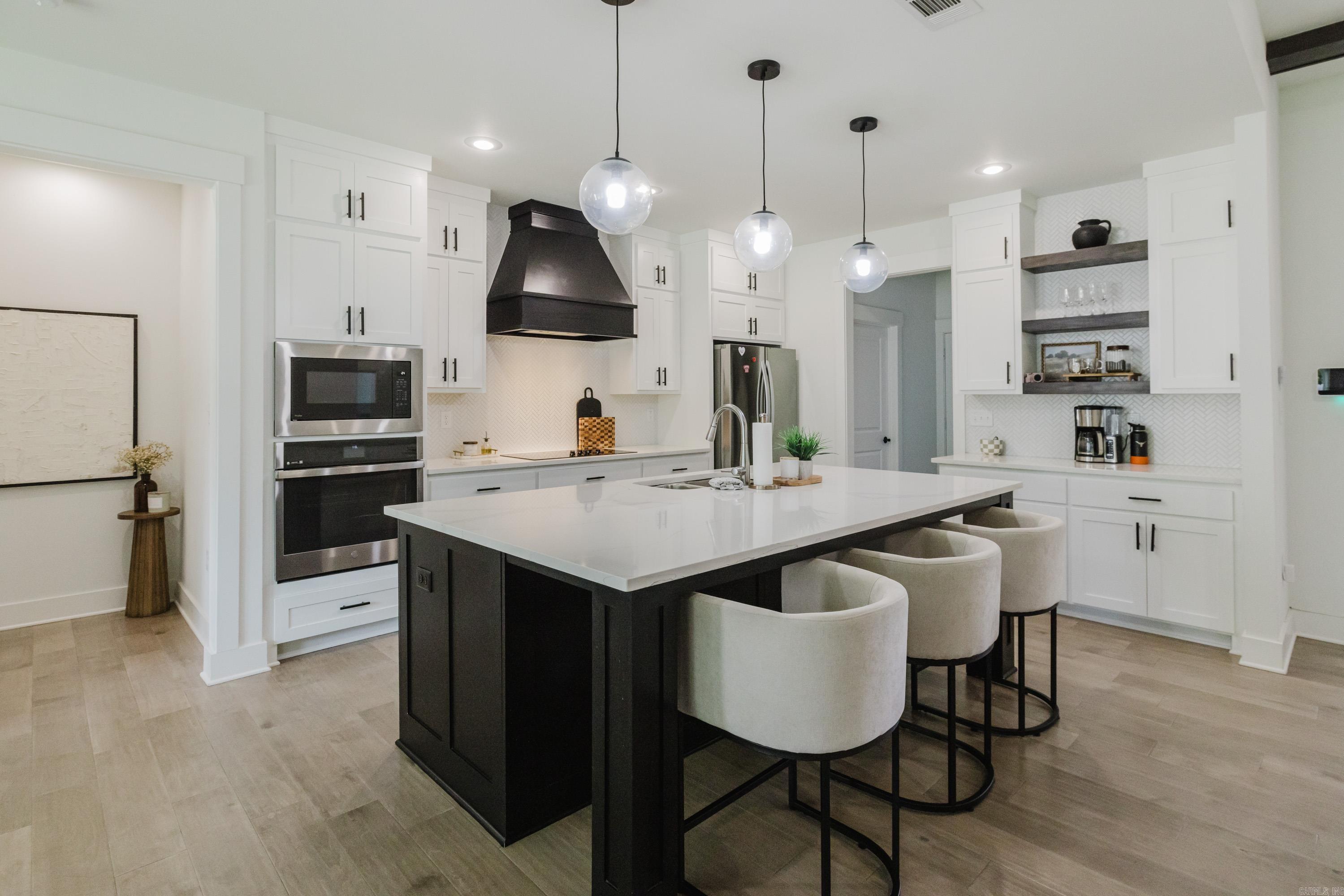 6025 Coral Ridge Drive Property Photo 13