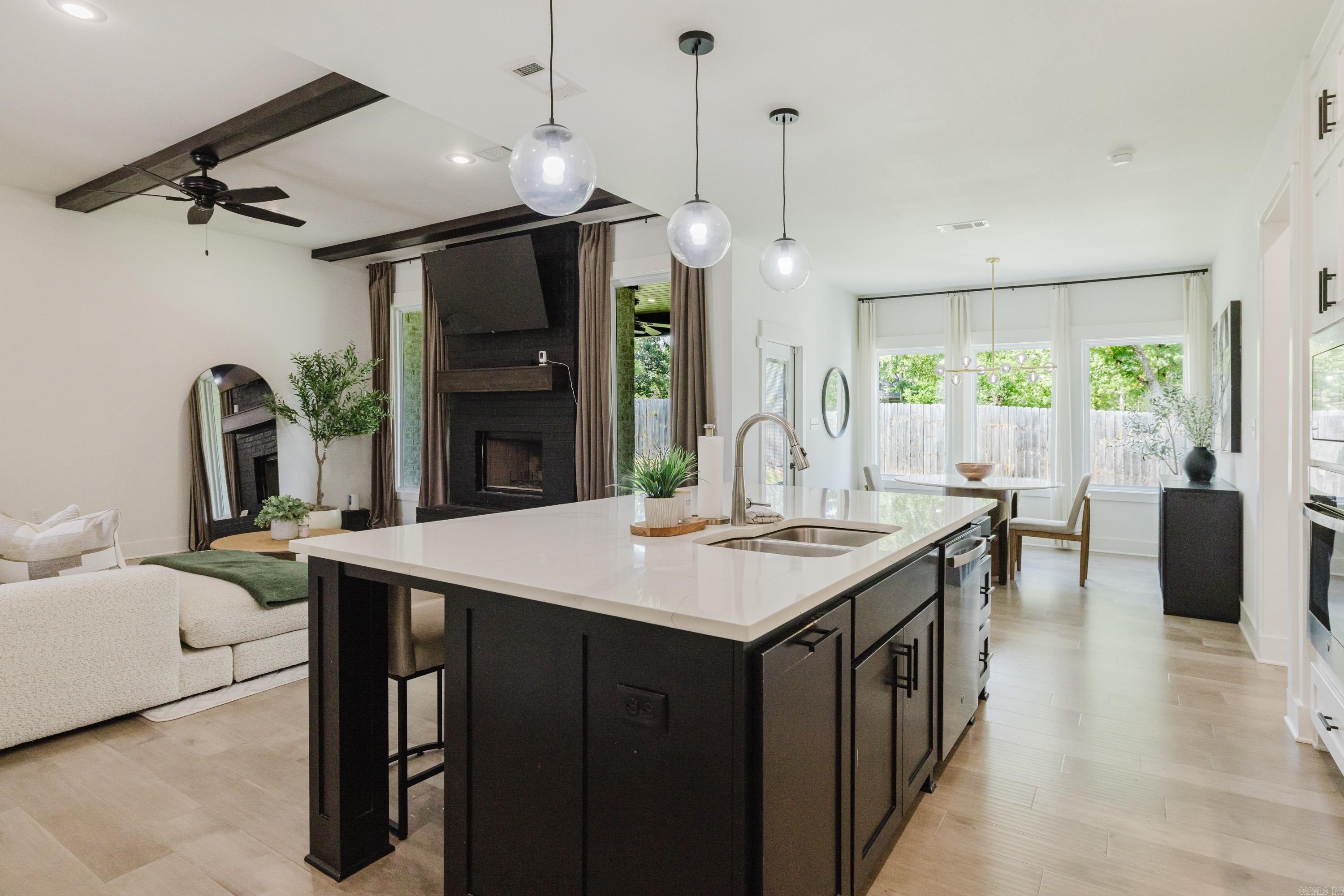 6025 Coral Ridge Drive Property Photo 15