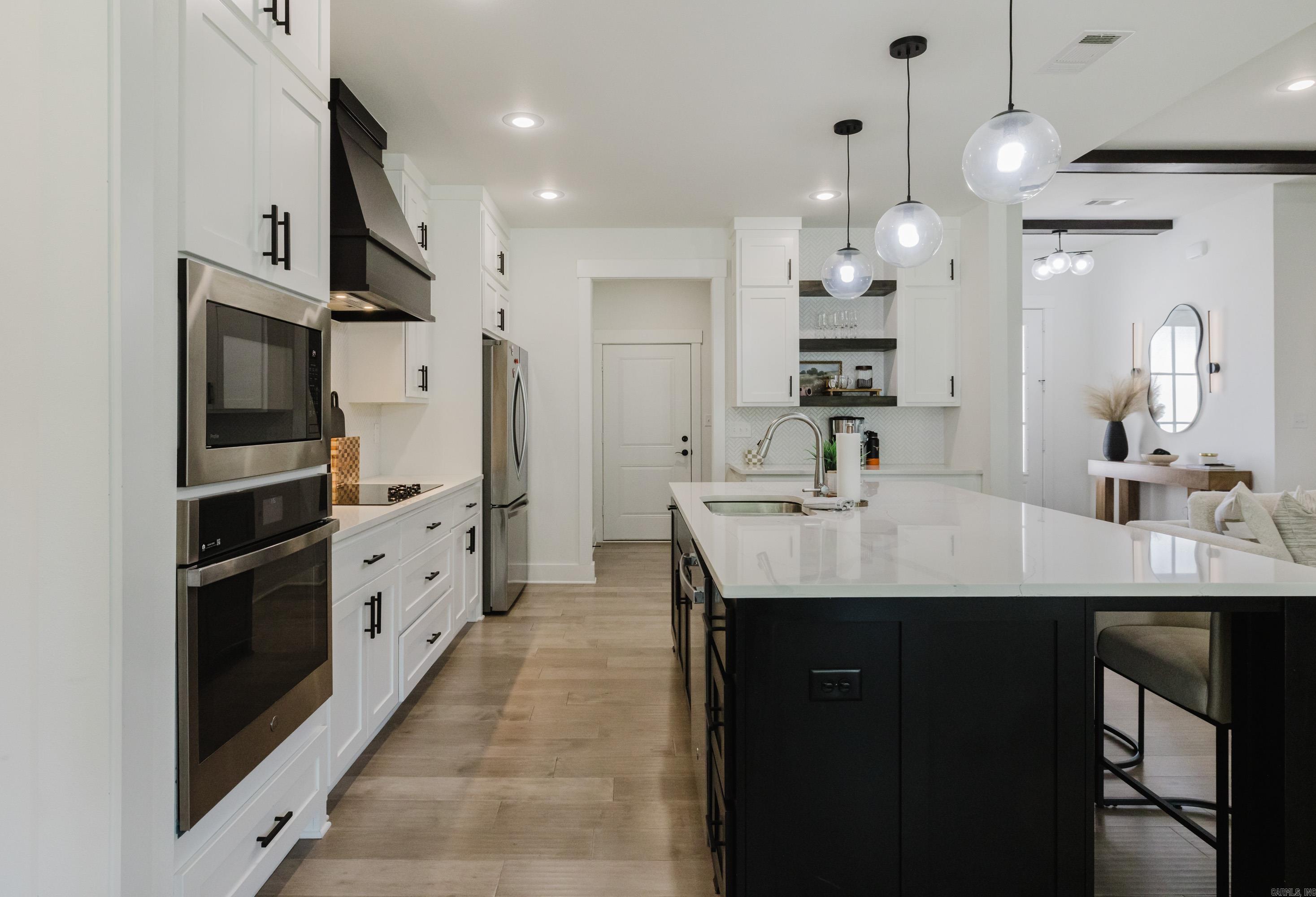 6025 Coral Ridge Drive Property Photo 17