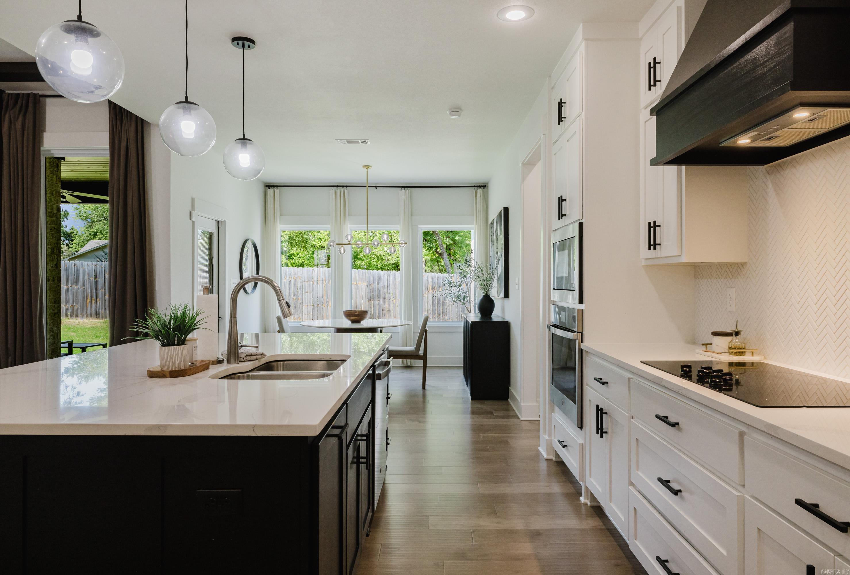 6025 Coral Ridge Drive Property Photo 18