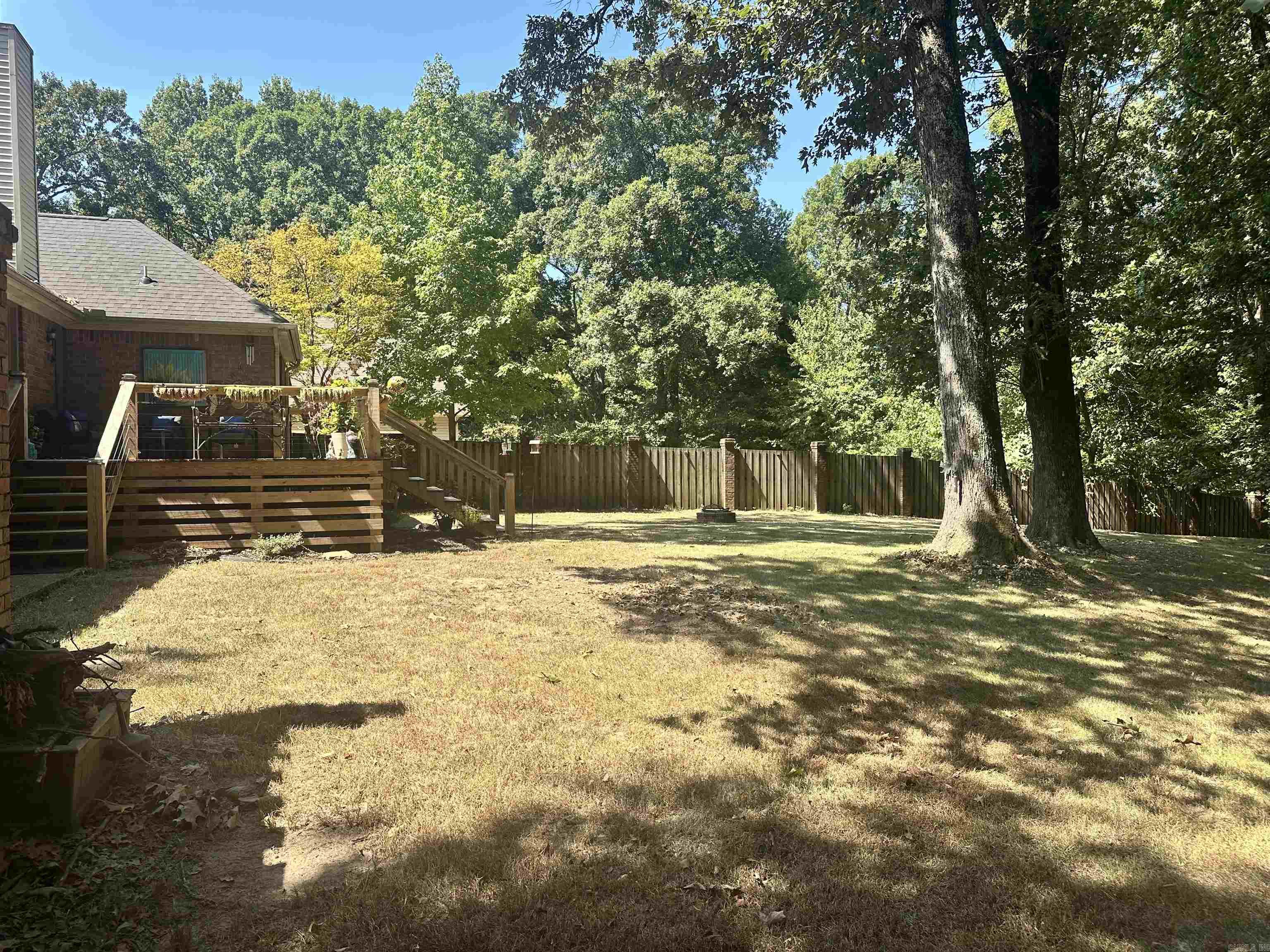 1887 Montrose Drive Property Photo 3
