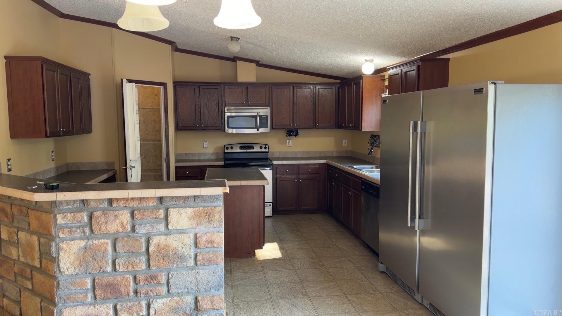 924 N Highway 1 Property Photo 7