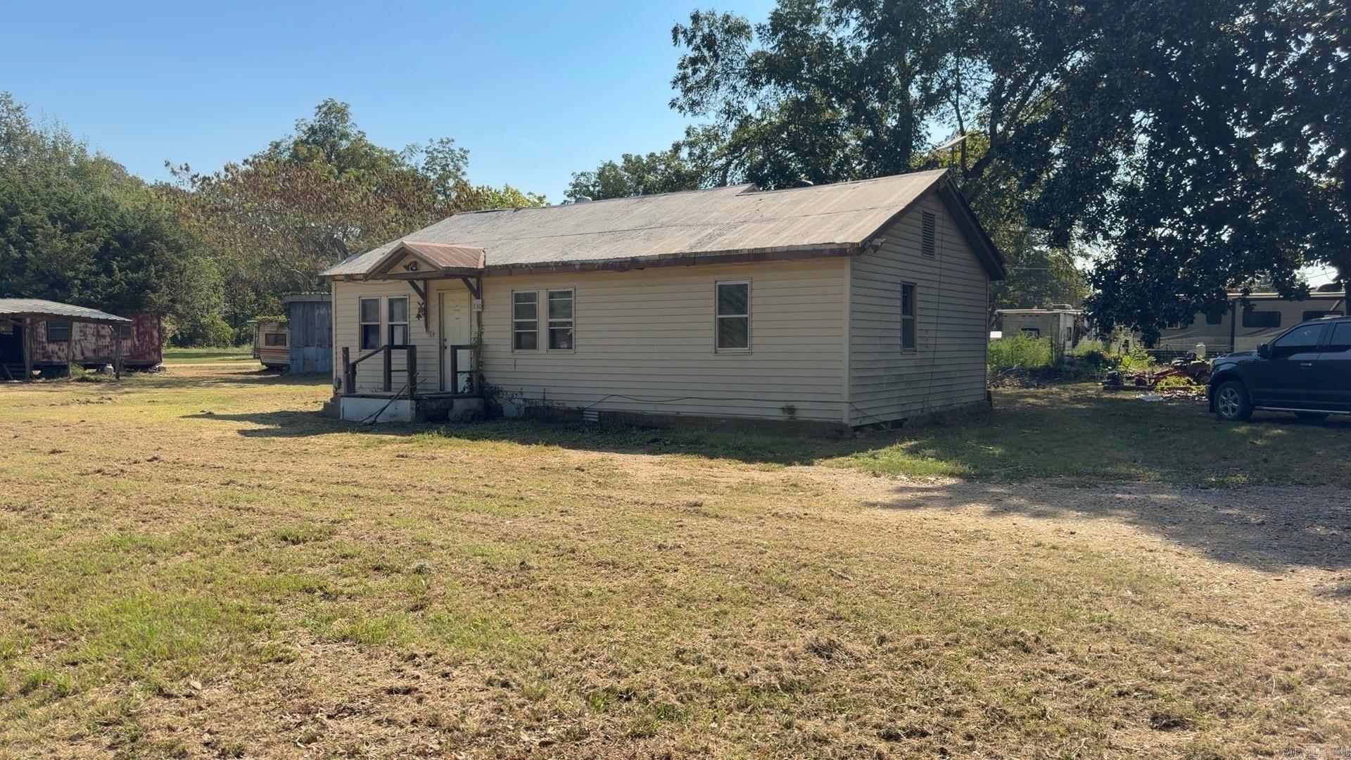 930 N Highway 1 Property Photo 1