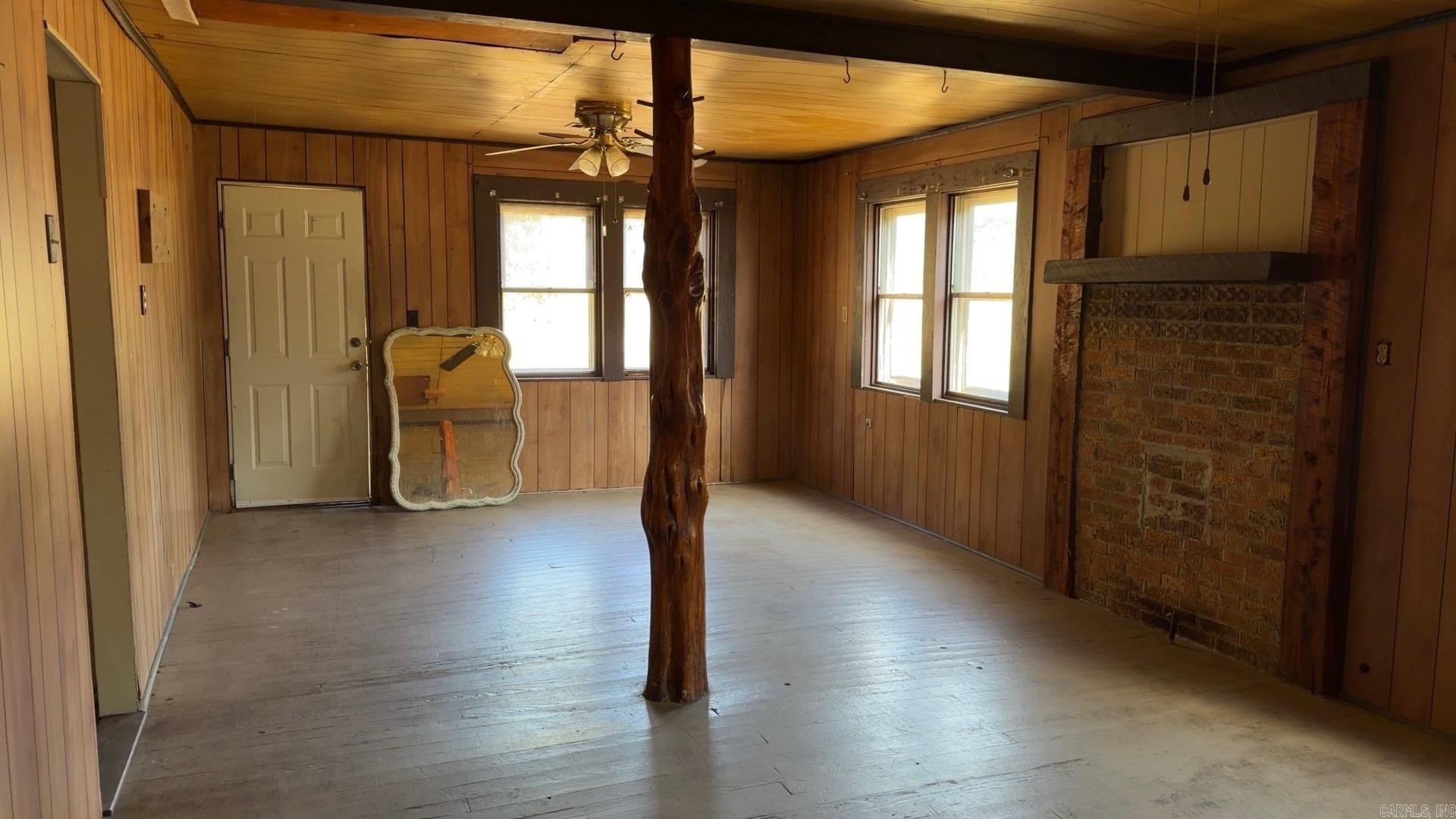 930 N Highway 1 Property Photo 3