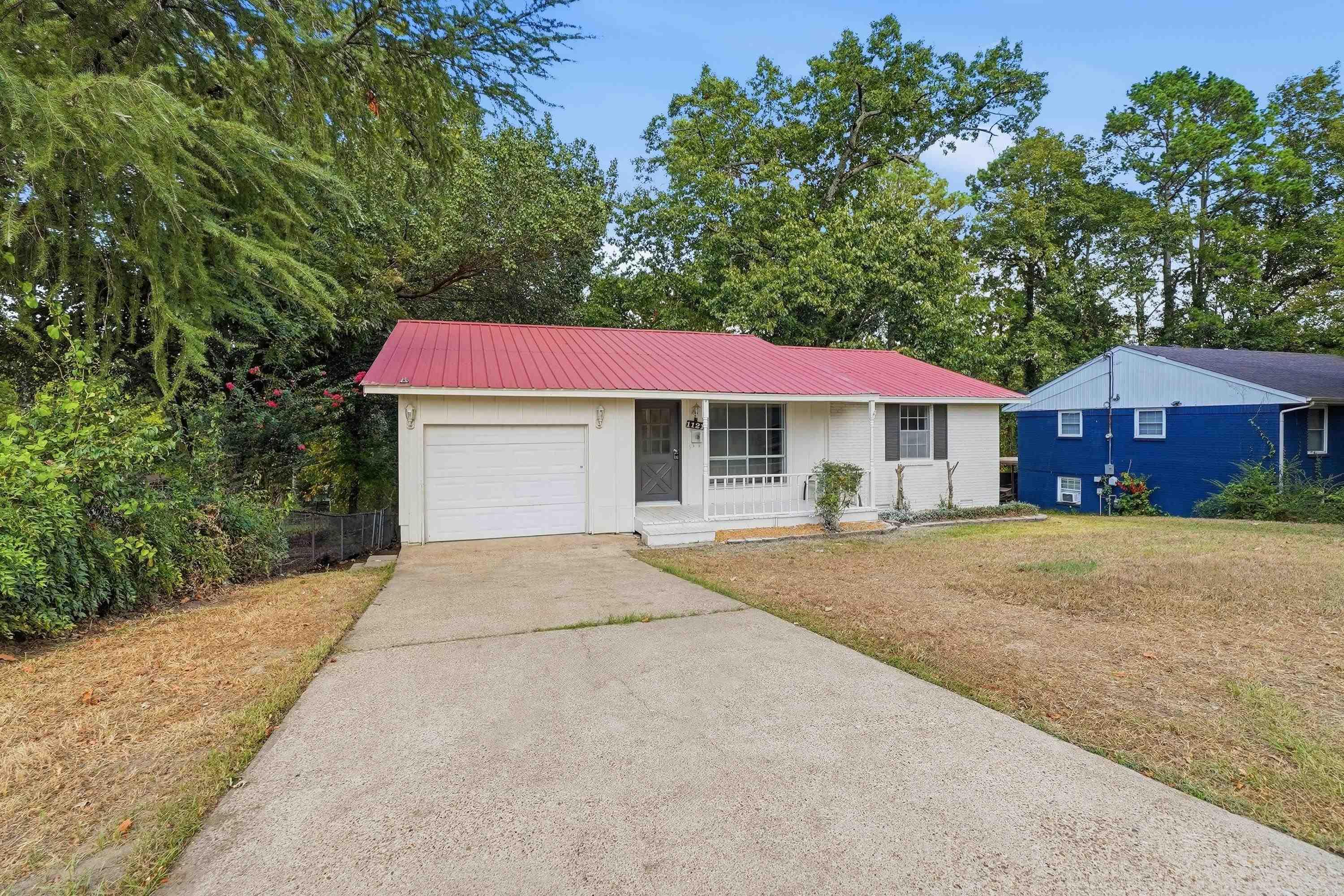 1121 Scenic Way Property Photo 3