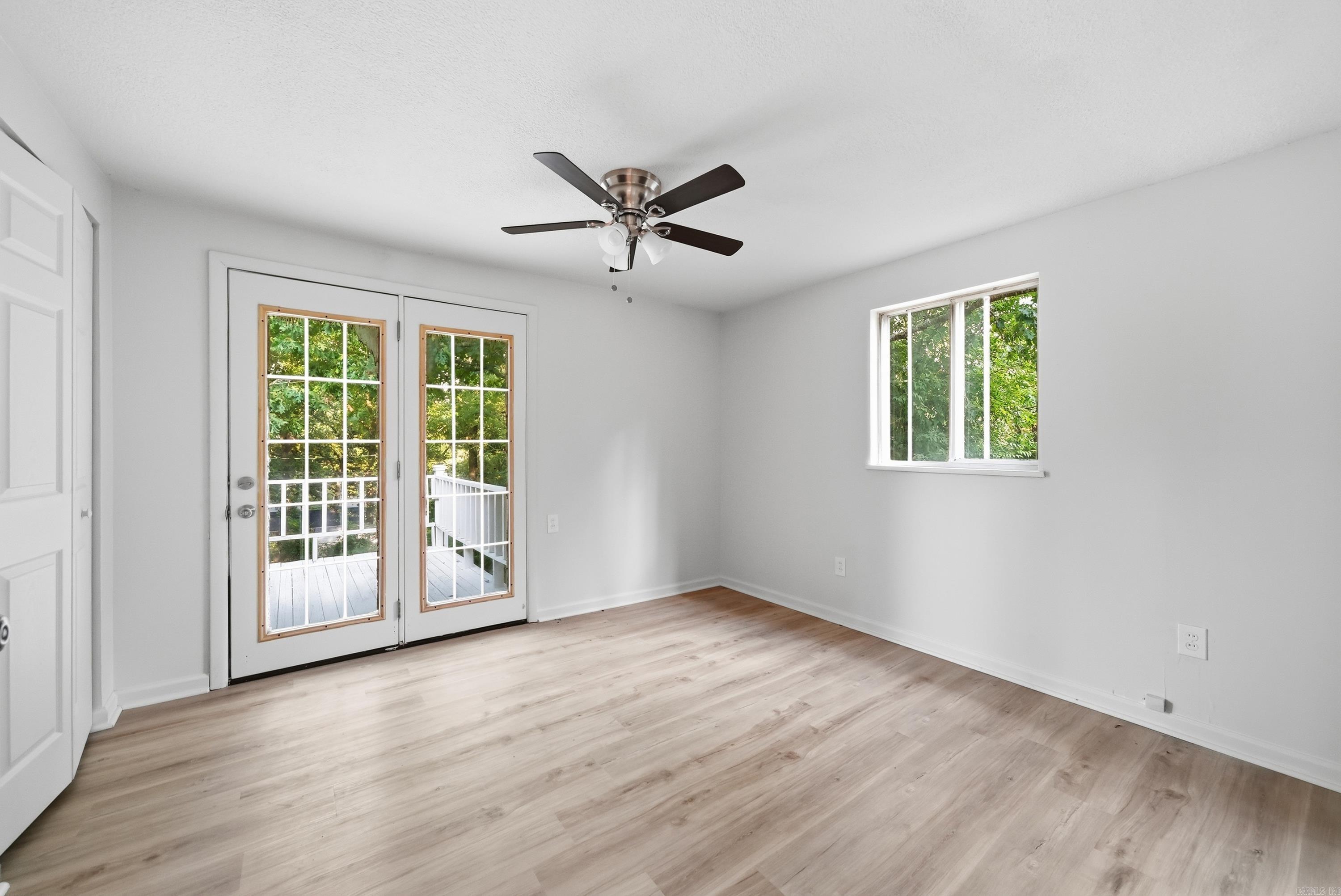 1121 Scenic Way Property Photo 18