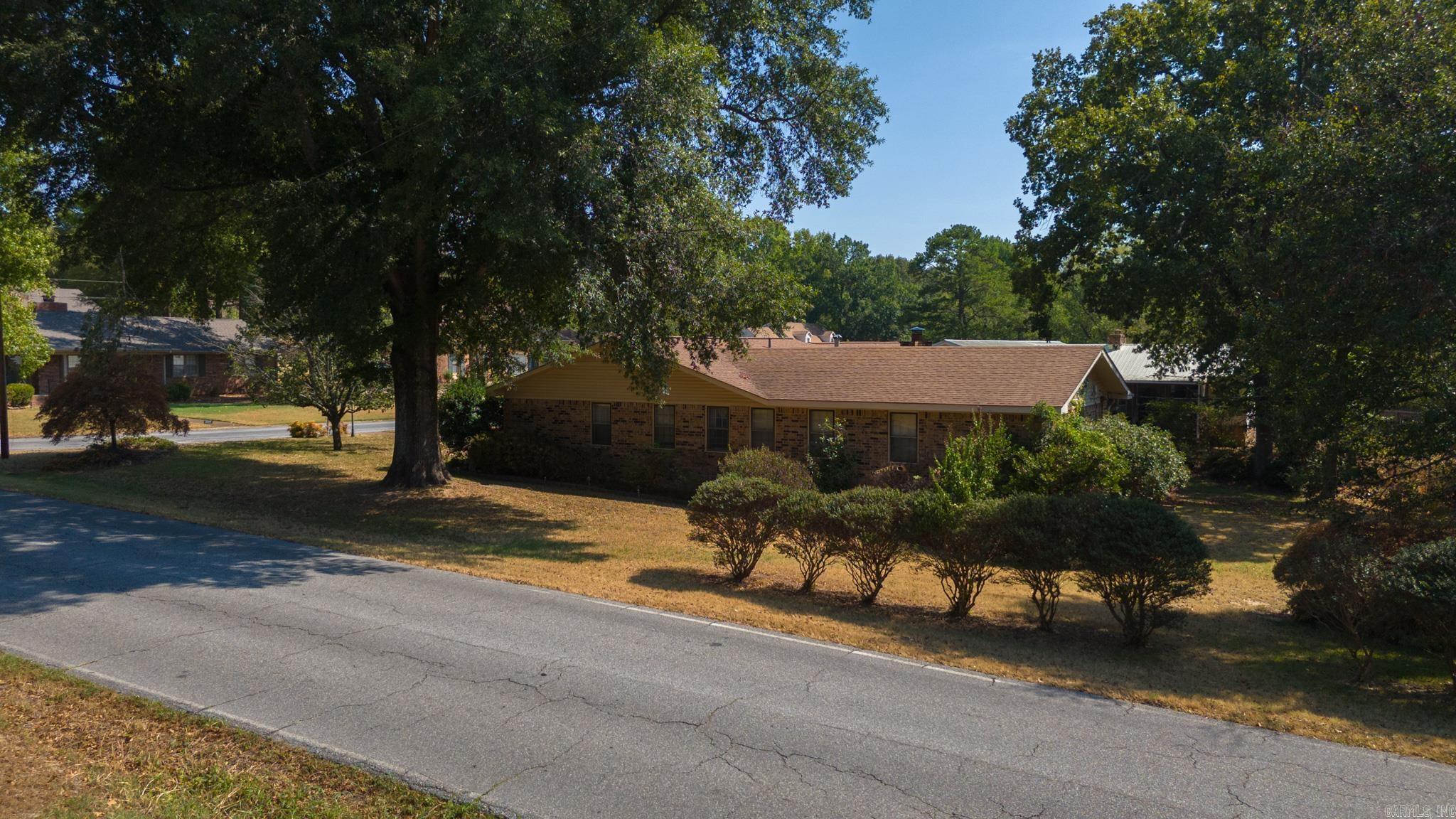 3010 Alice Drive Property Photo 3