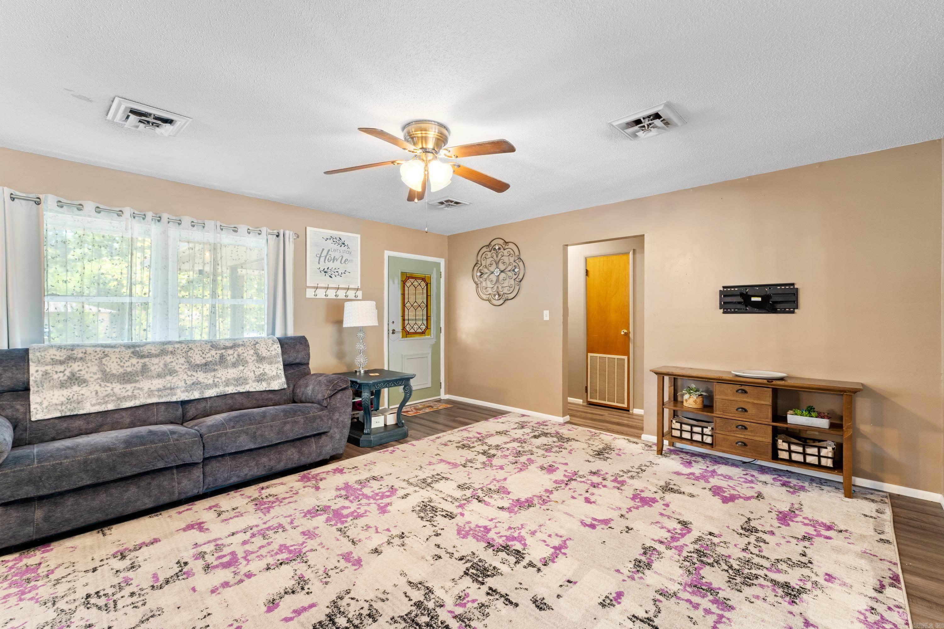 1801 Gregg Road Property Photo 6