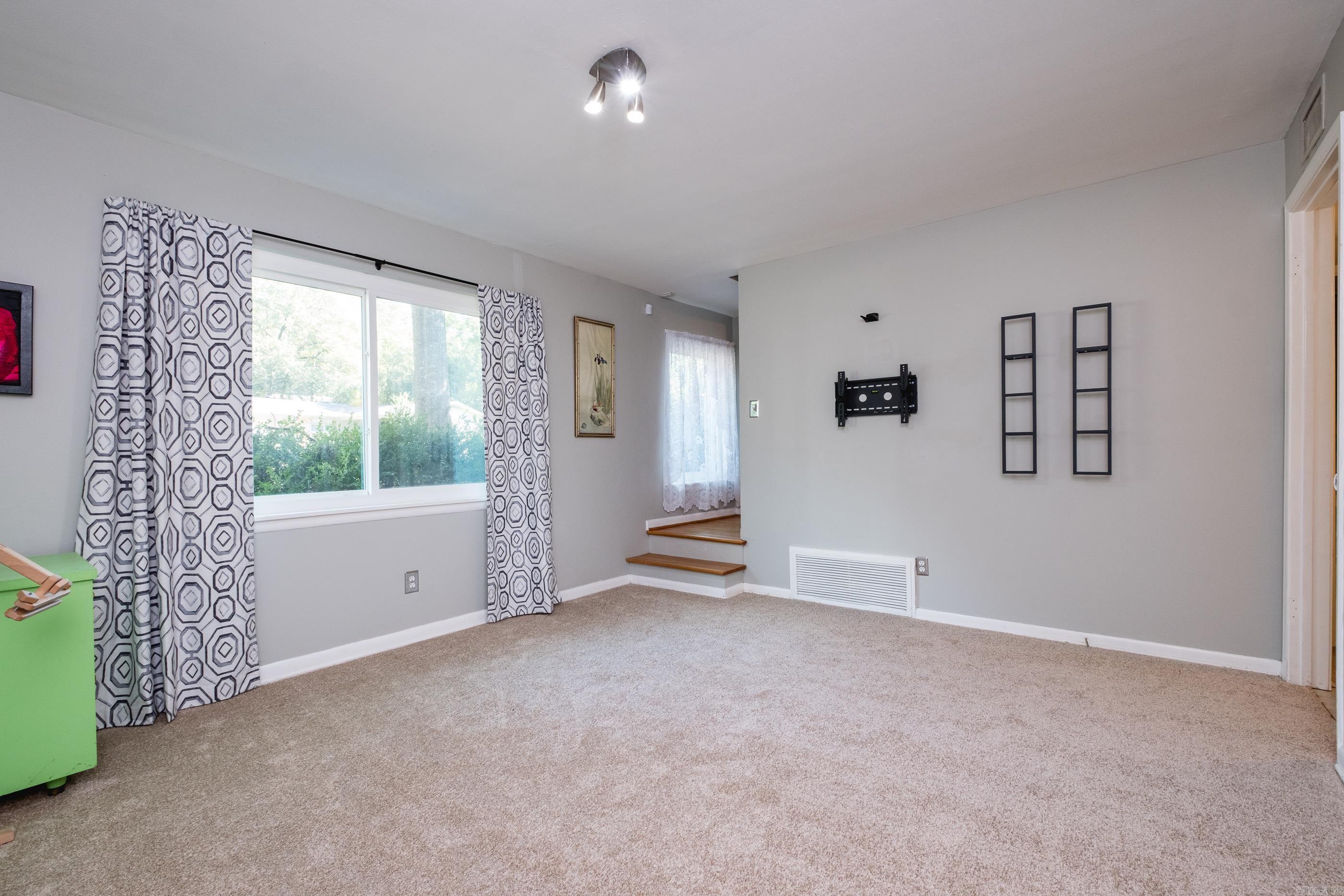 416 Del Rio Property Photo 29