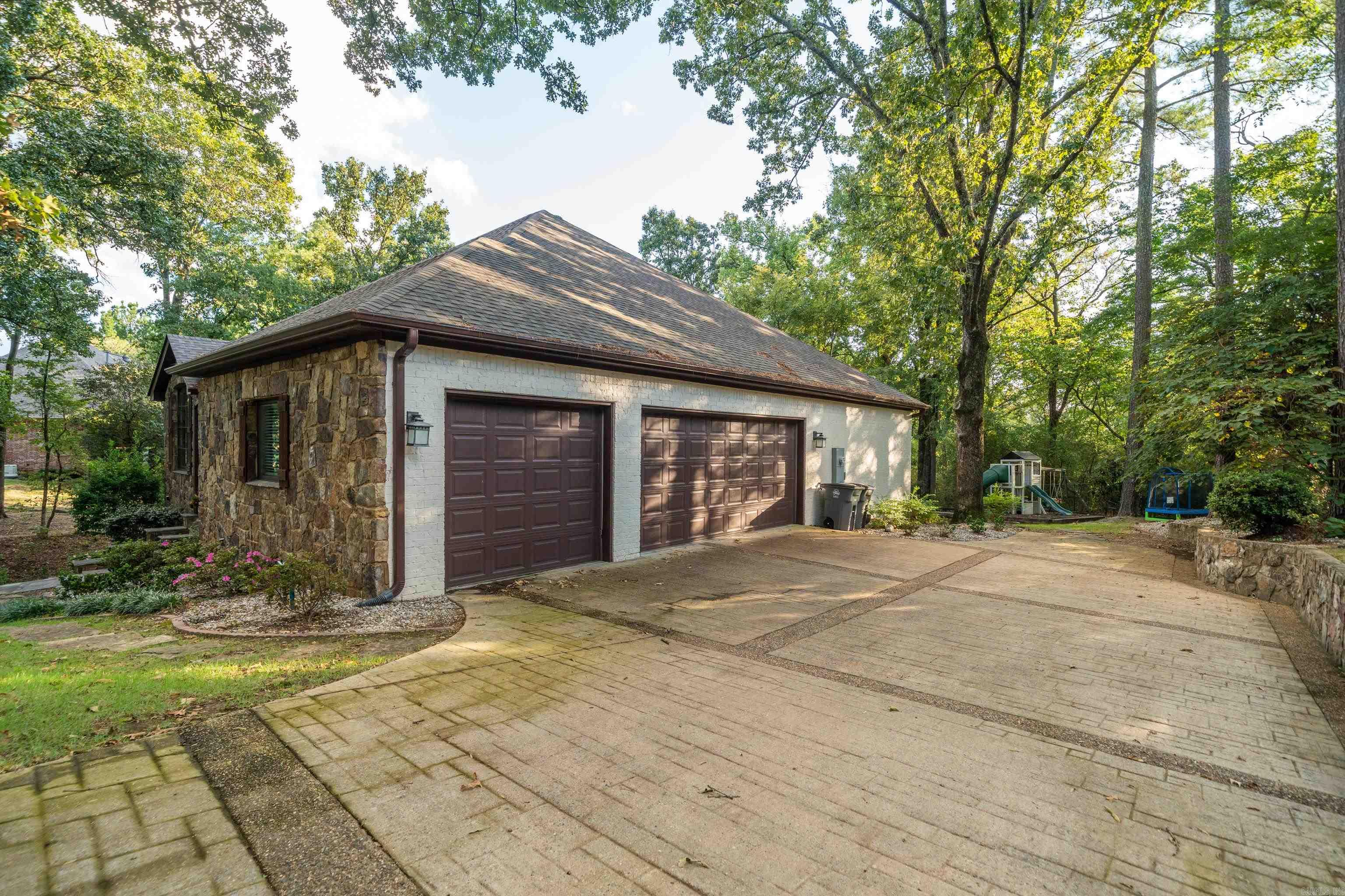 312 Lotus Loop Property Photo 2