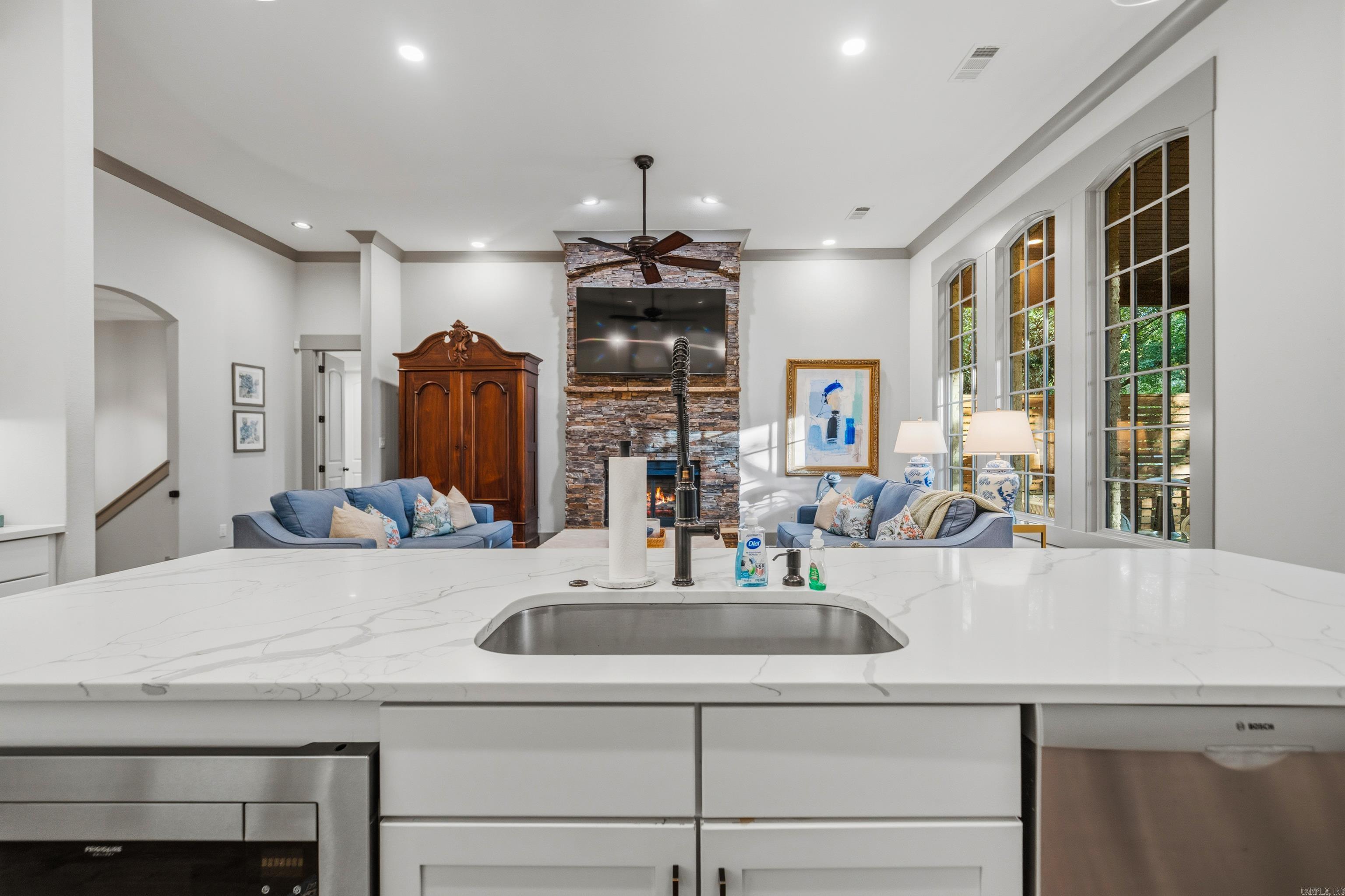 312 Lotus Loop Property Photo 12