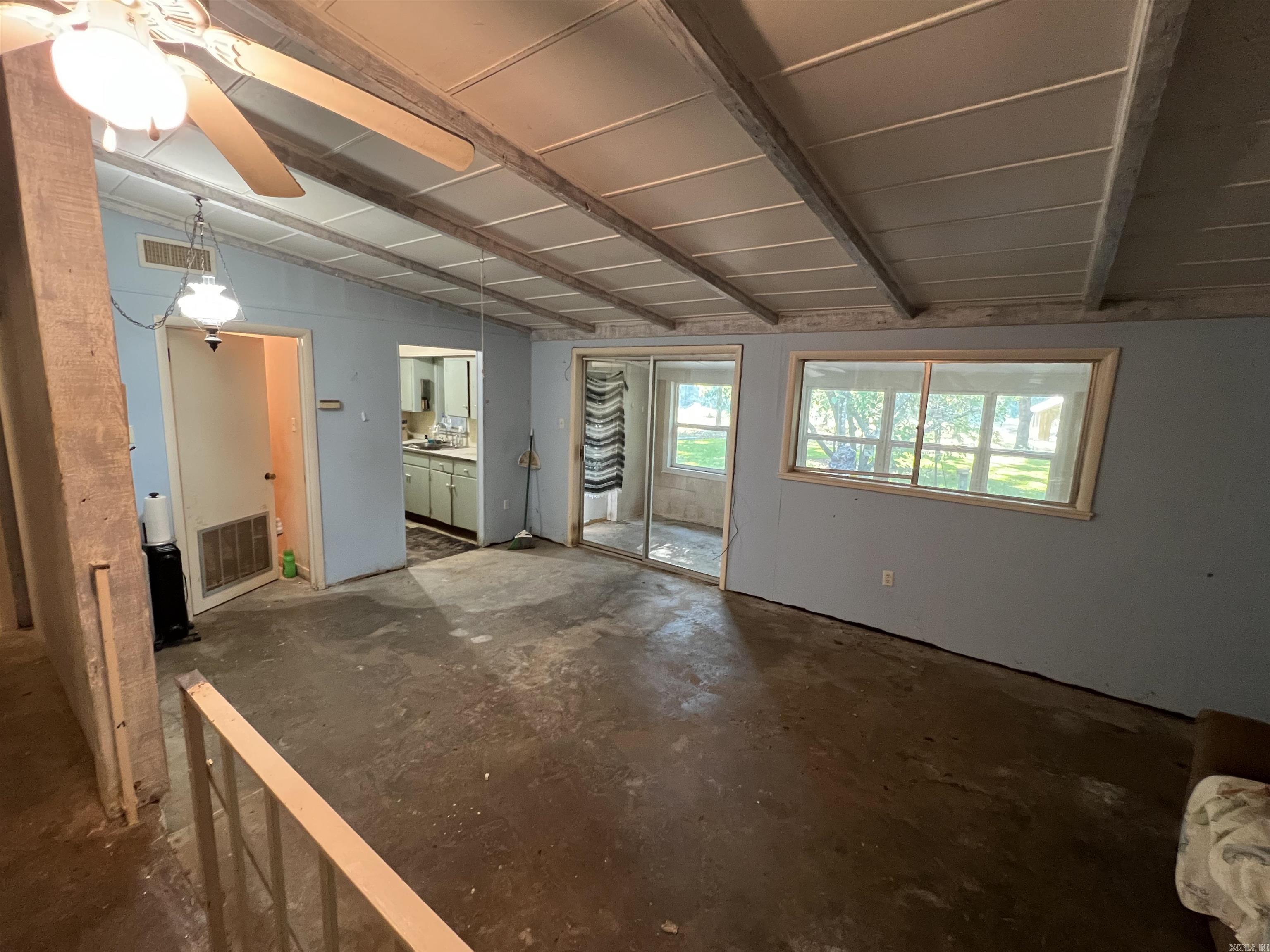 22 Overcup Lake Rd Property Photo 6
