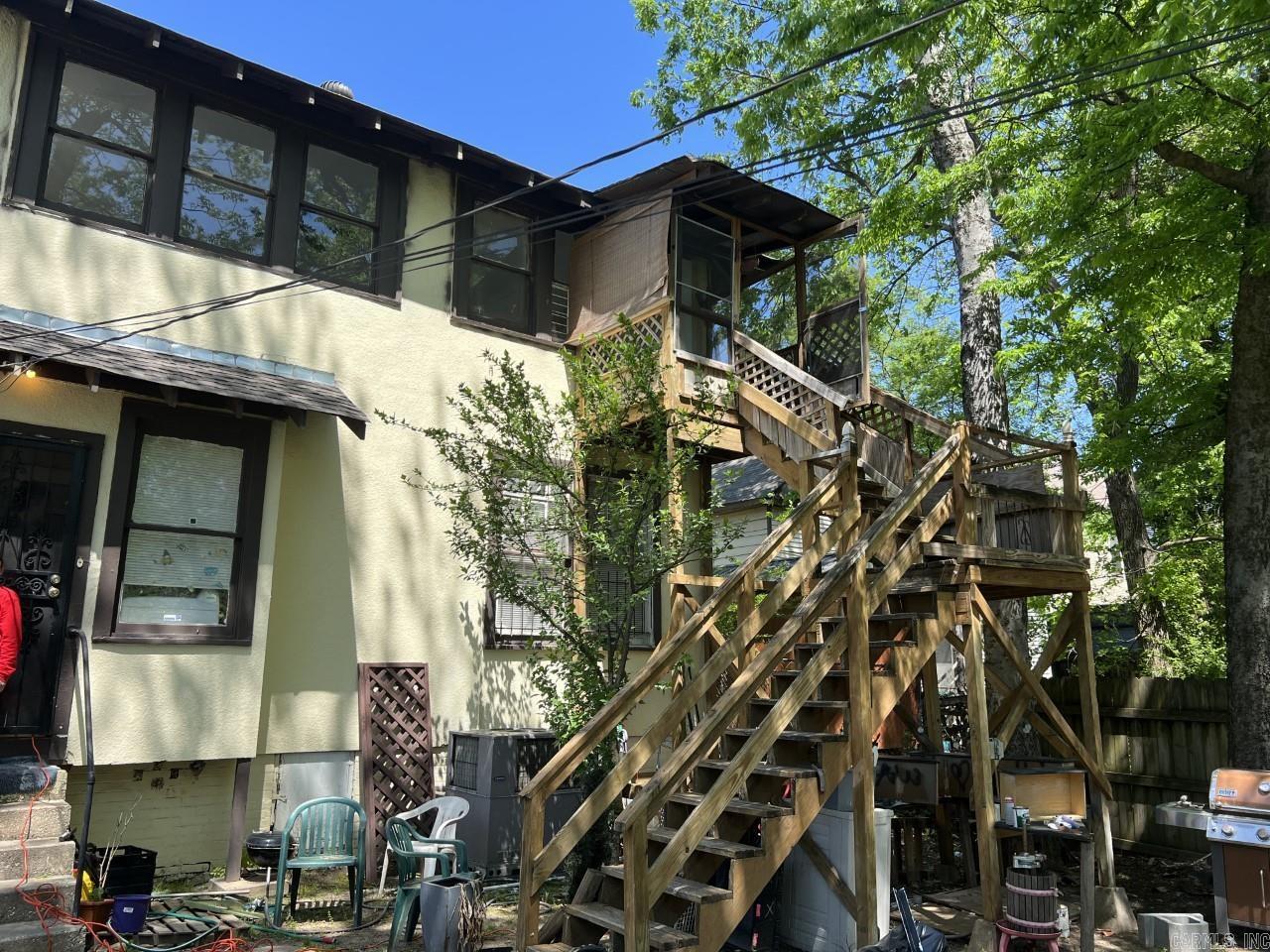 715 Wright Avenue Property Photo 1