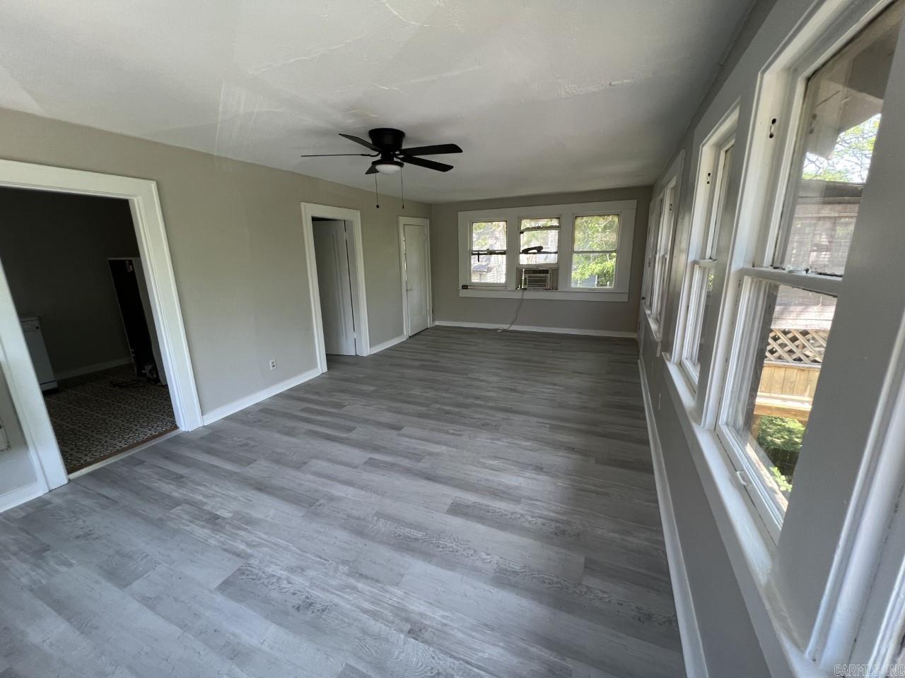 715 Wright Avenue Property Photo 4