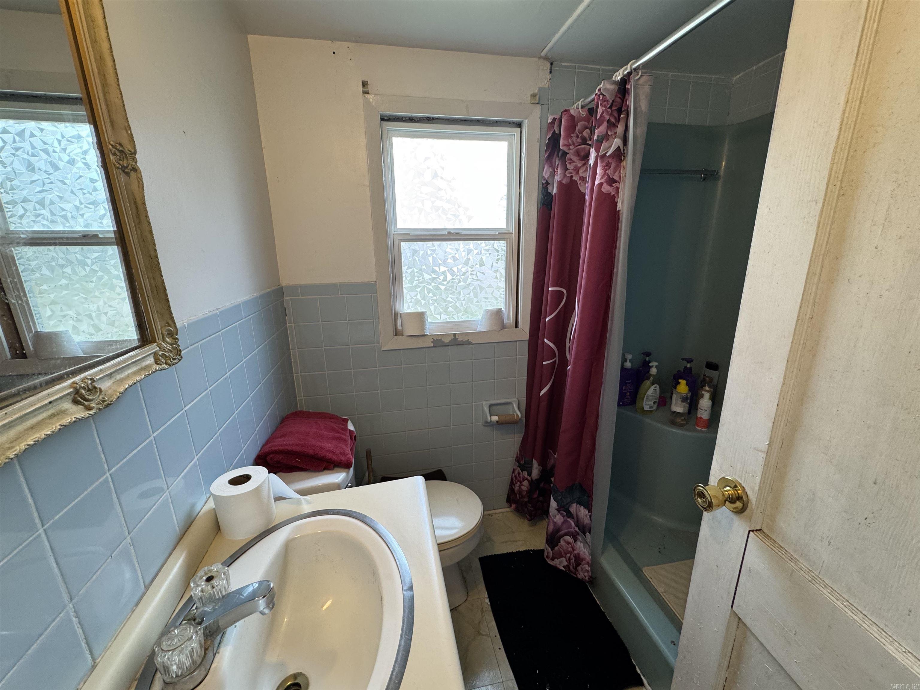 487 S Garfield Avenue Property Photo 18