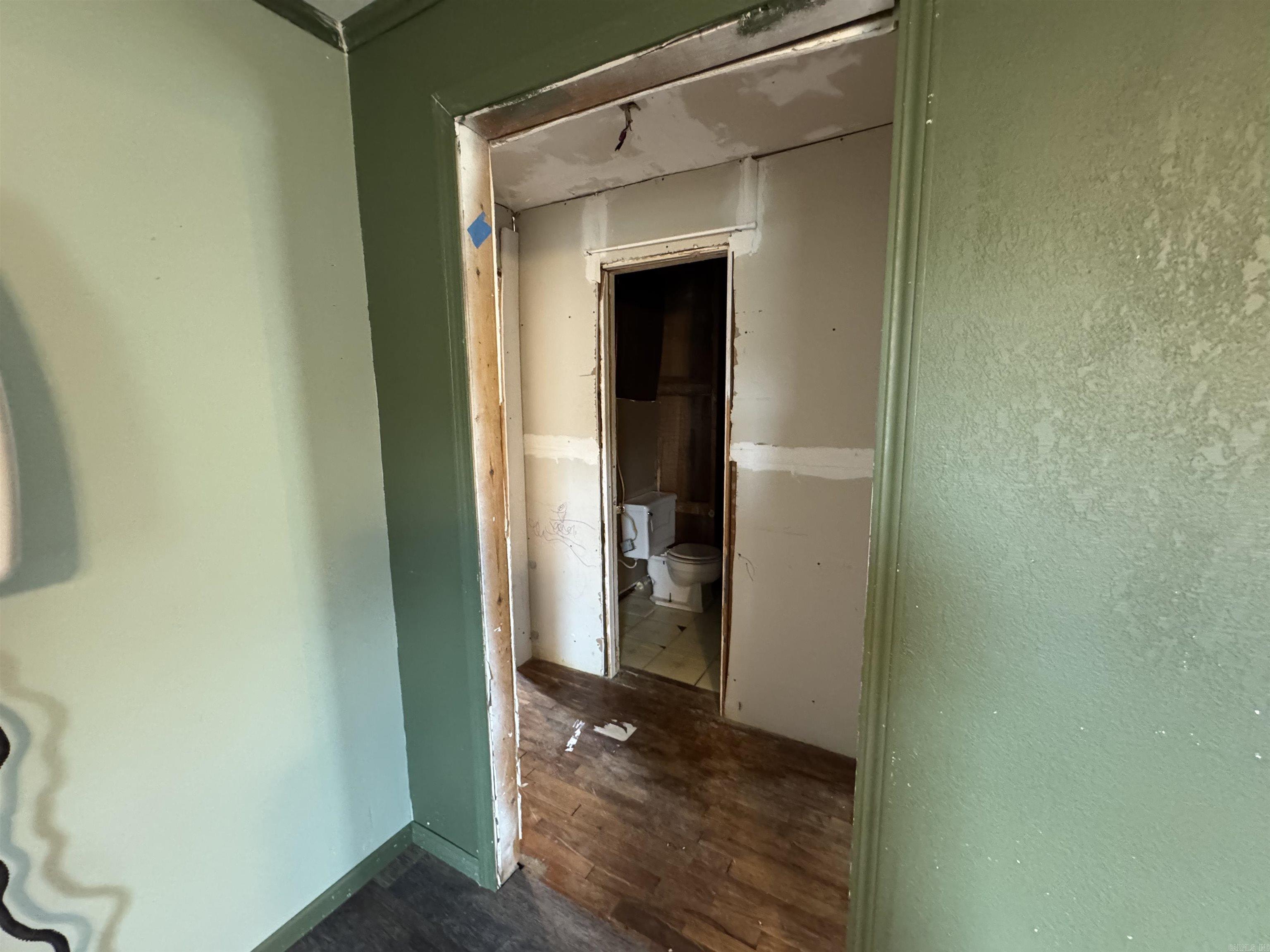 487 S Garfield Avenue Property Photo 21