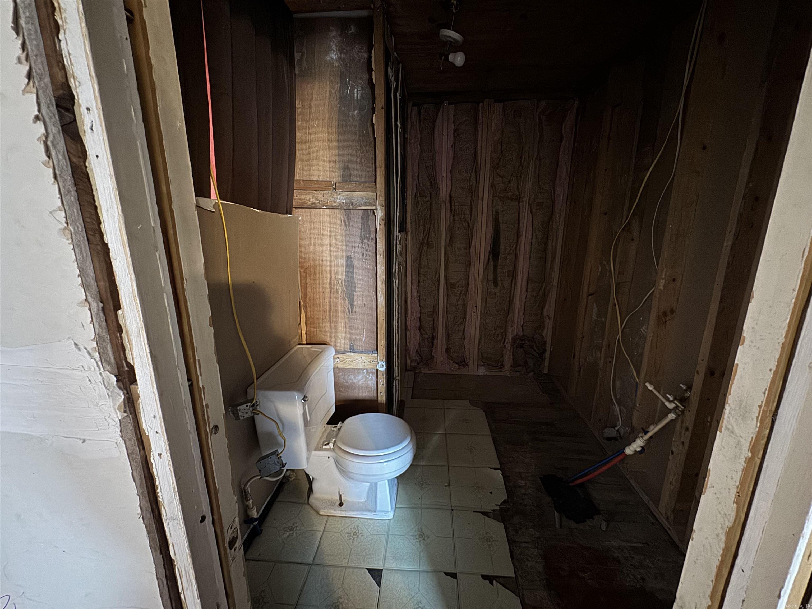 487 S Garfield Avenue Property Photo 26