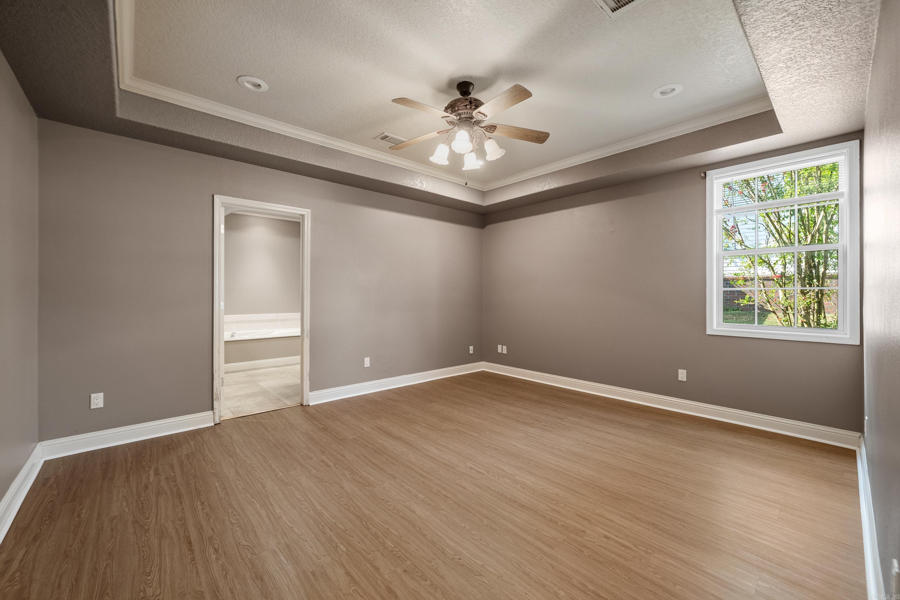 112 Fox Chase Circle Property Photo 17