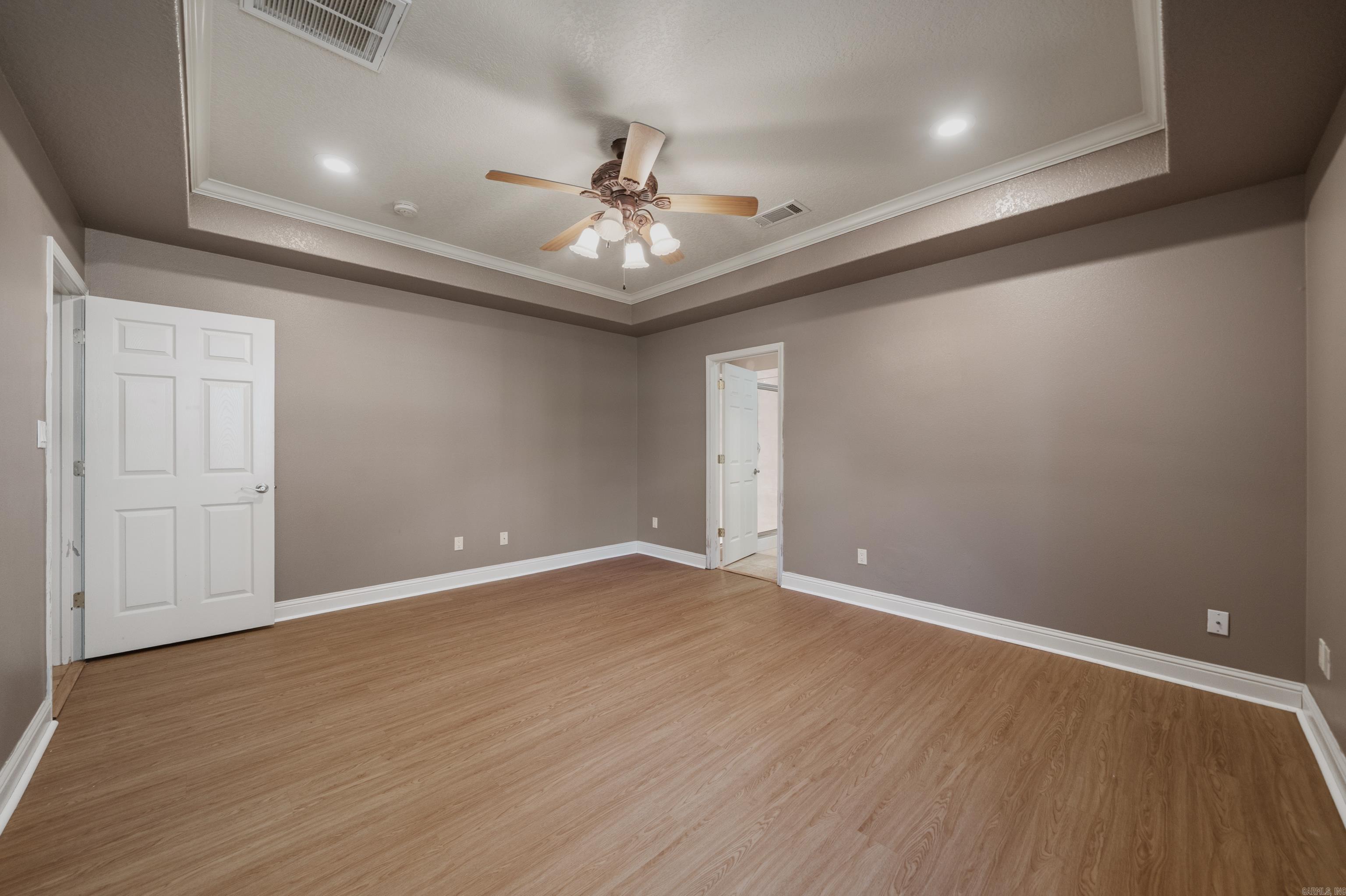 112 Fox Chase Circle Property Photo 18