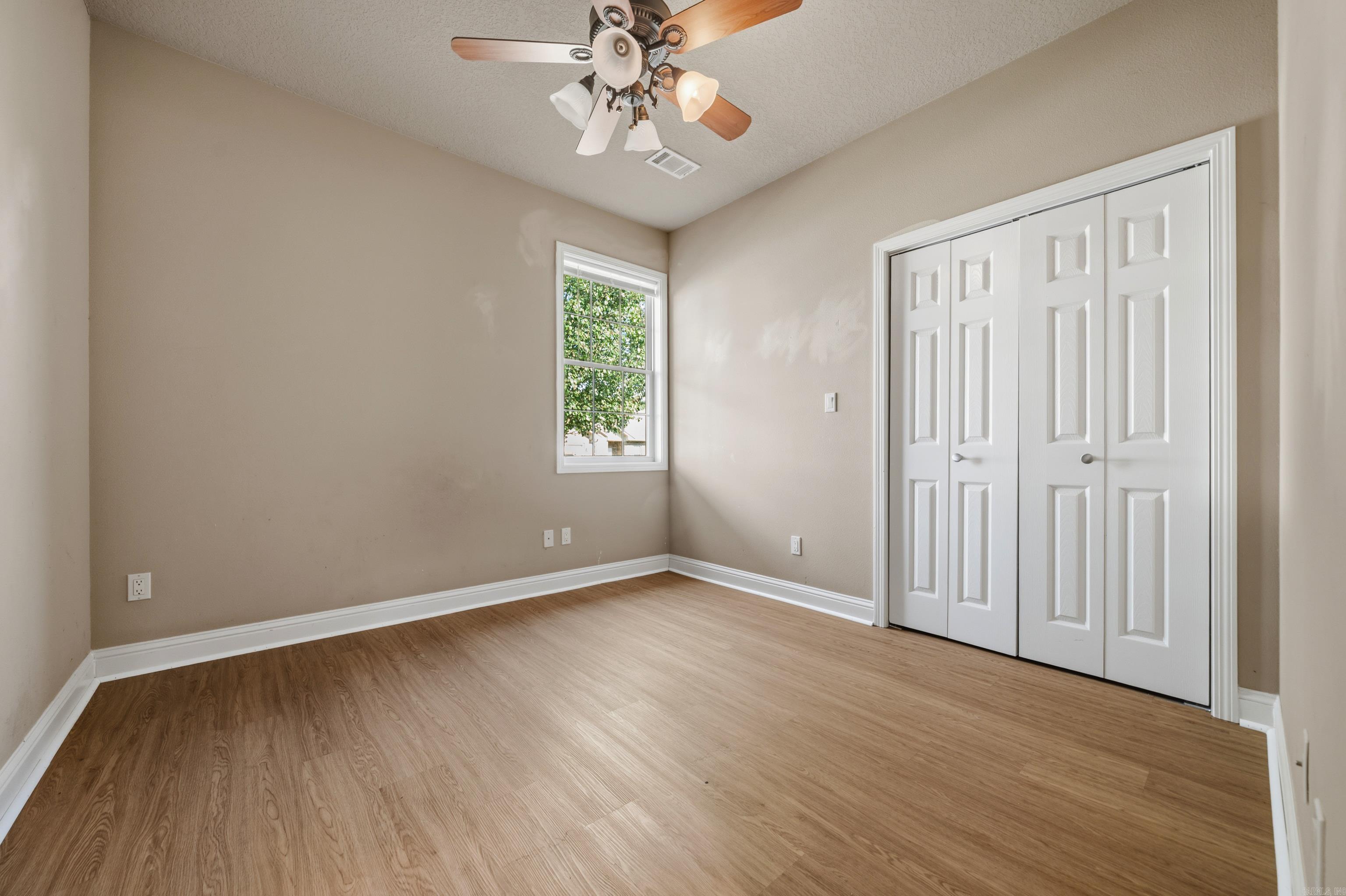 112 Fox Chase Circle Property Photo 24