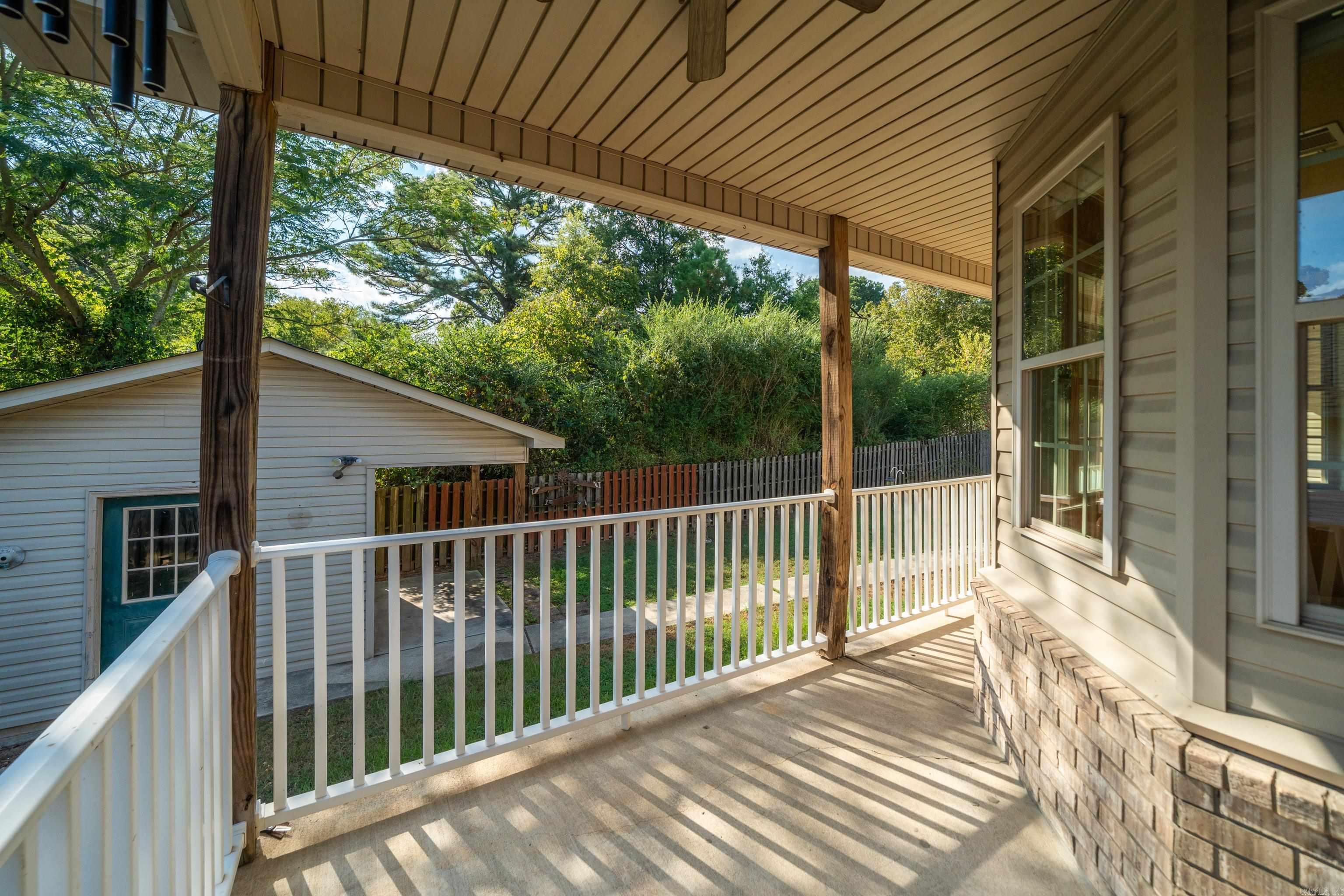 112 Fox Chase Circle Property Photo 34