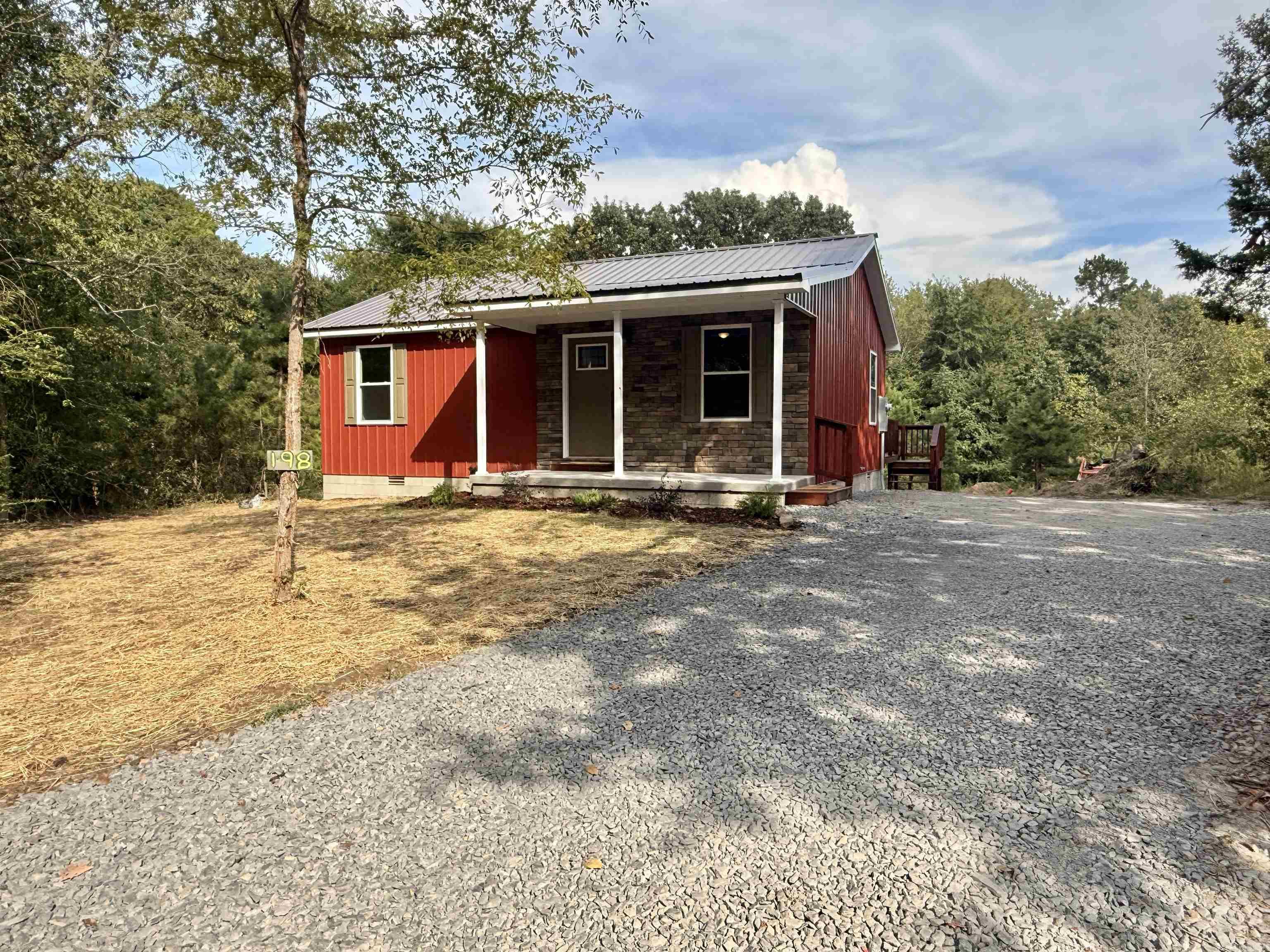198 Batesville Mountain Rd. Property Photo 4