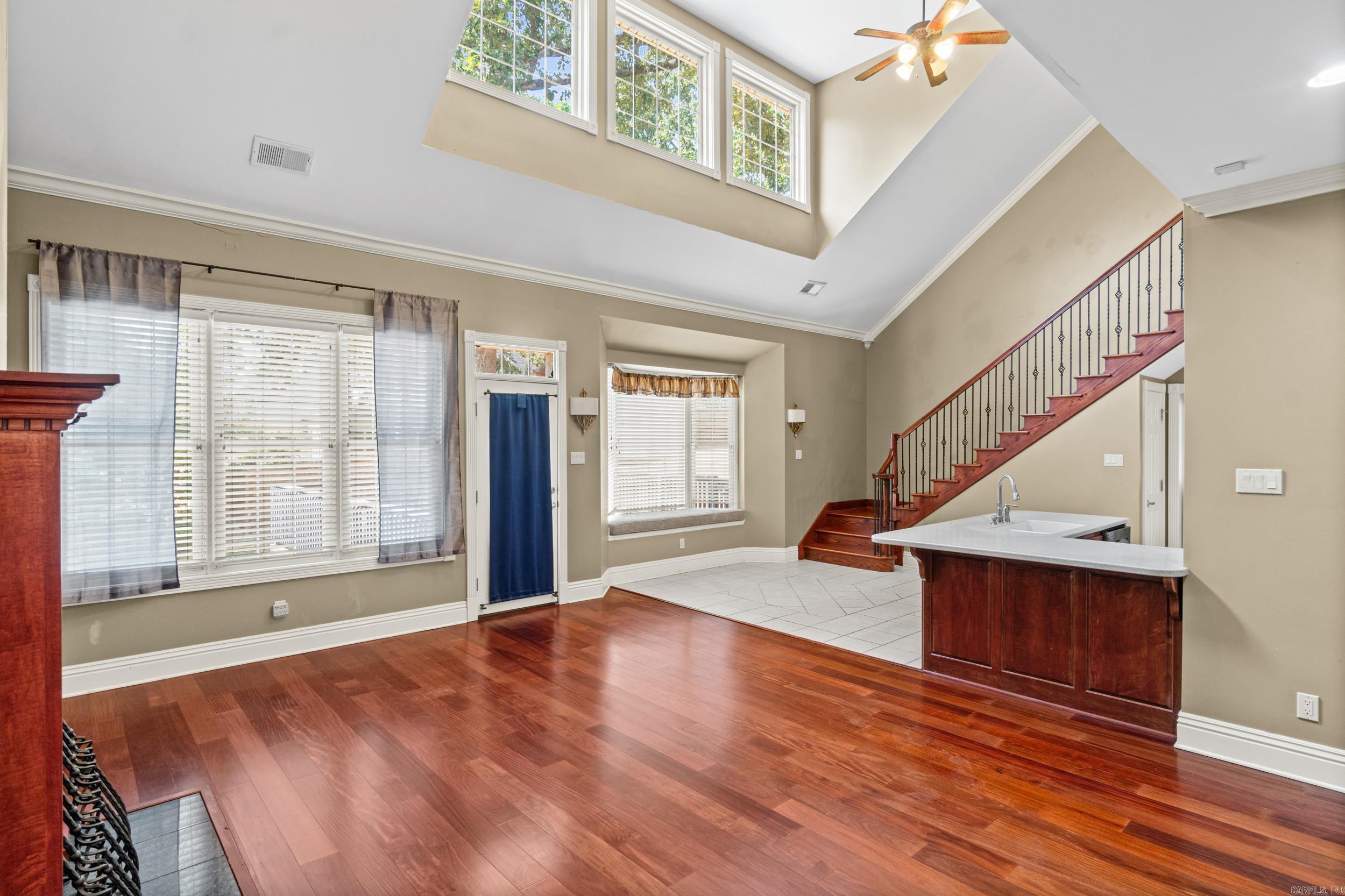 1109 Oakwood Drive Property Photo 10
