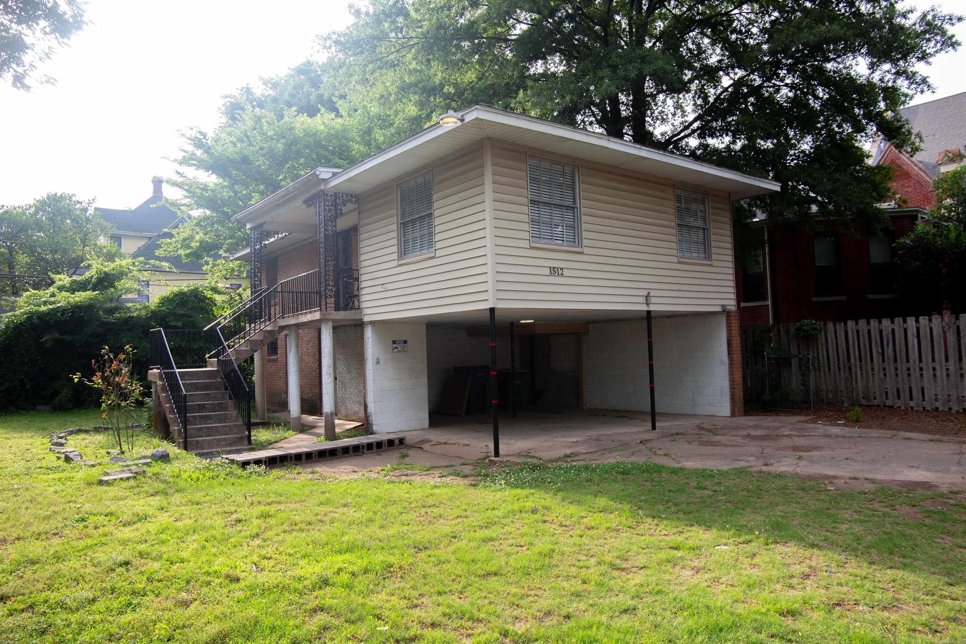 1512 Center Street Property Photo 21