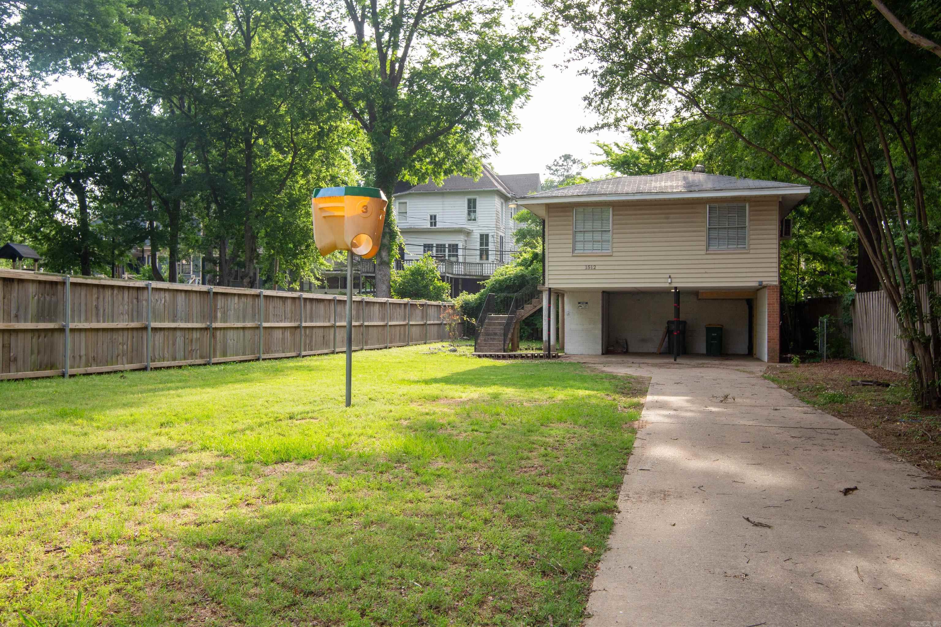 1512 Center Street Property Photo 22