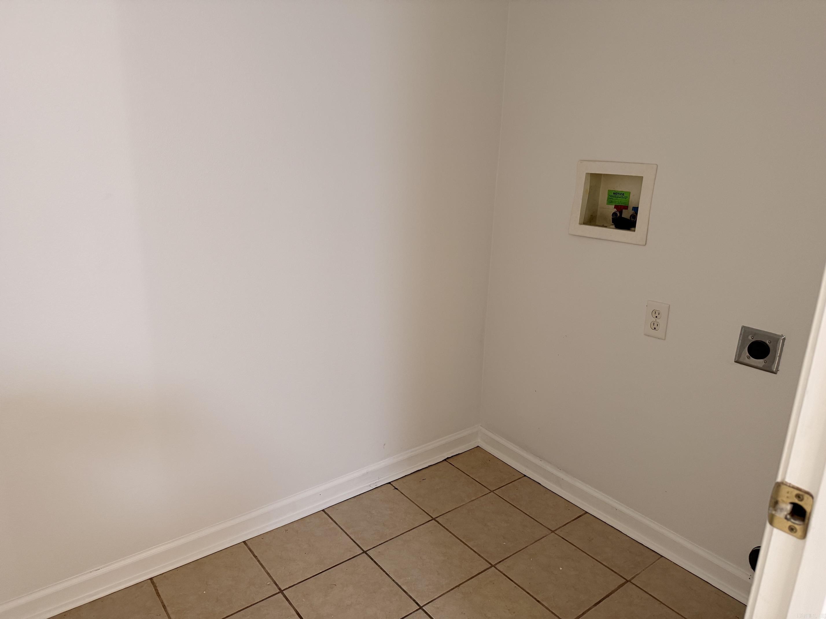 124 Summer Court Property Photo 17
