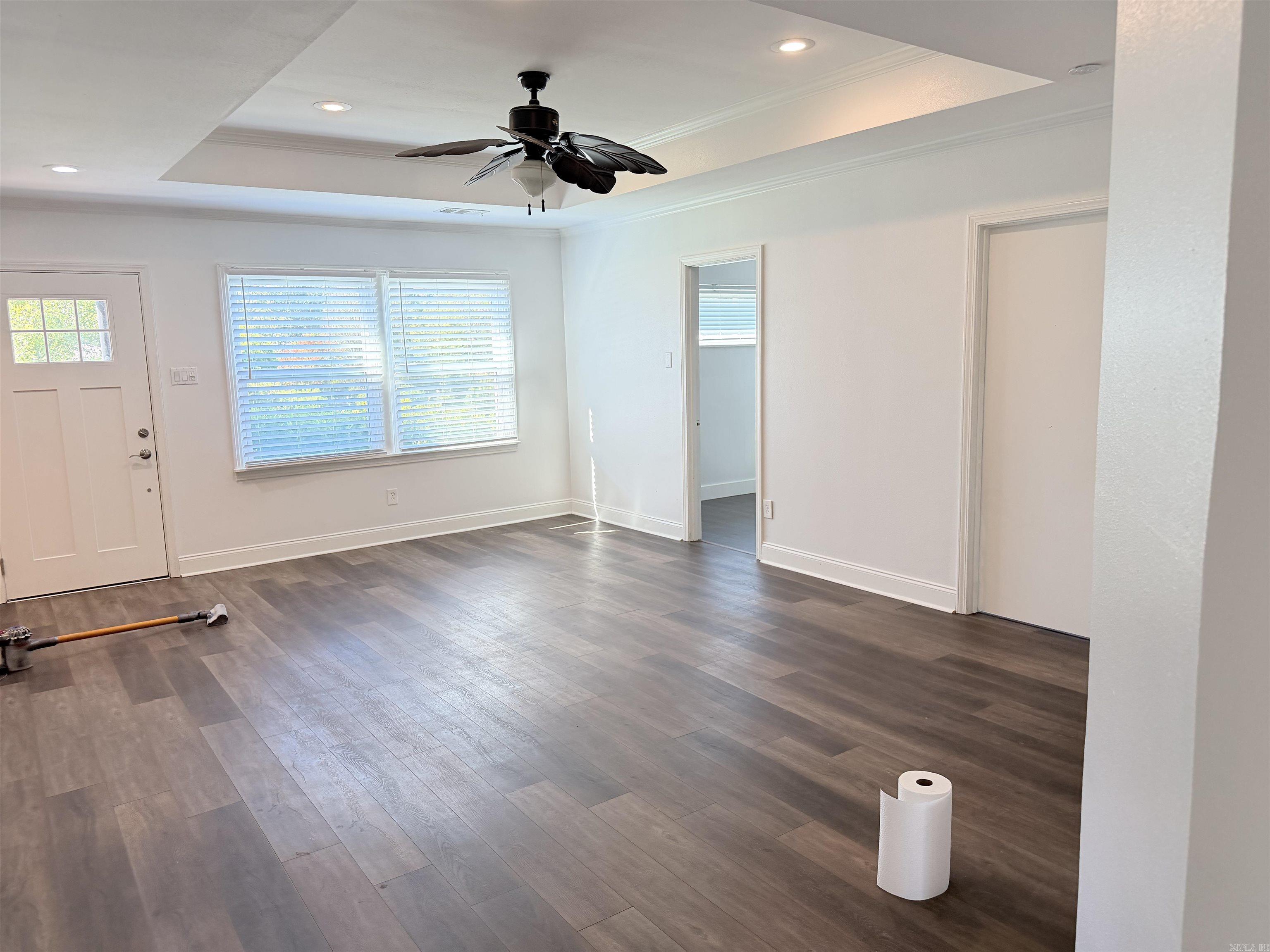 8416 Leatrice Drive Property Photo 4