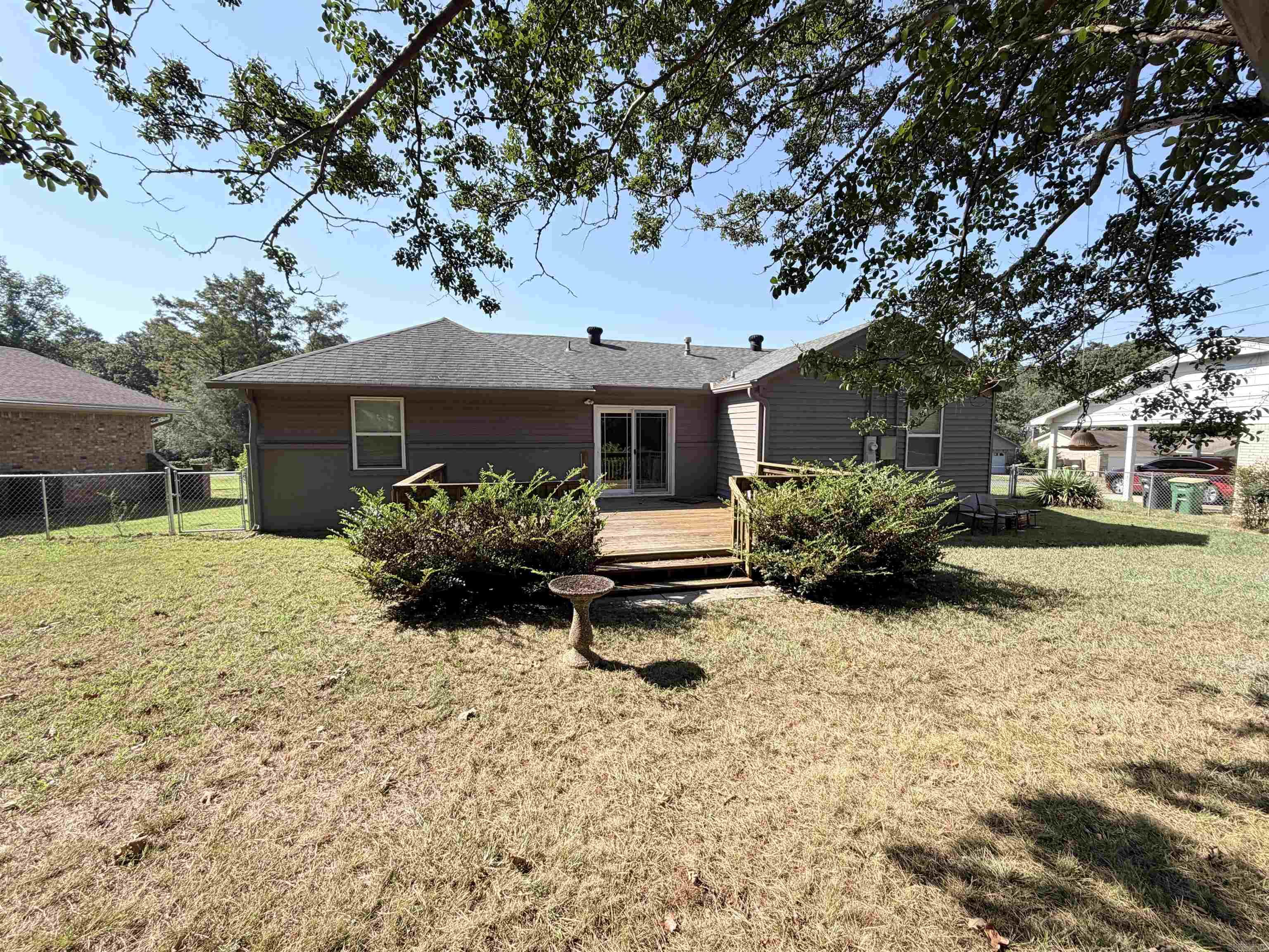 8416 Leatrice Drive Property Photo 18