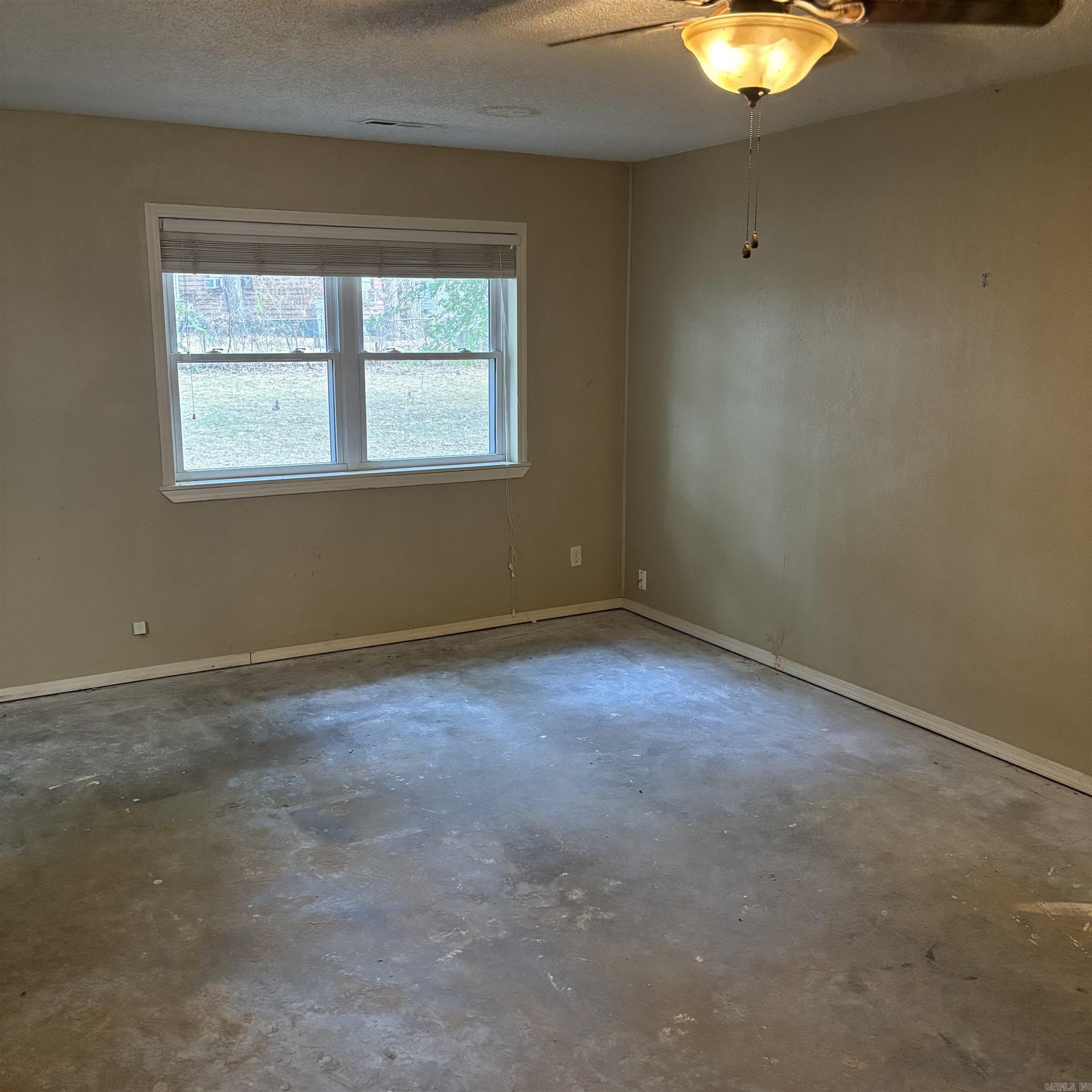 2880 N Peg Lane Property Photo 5