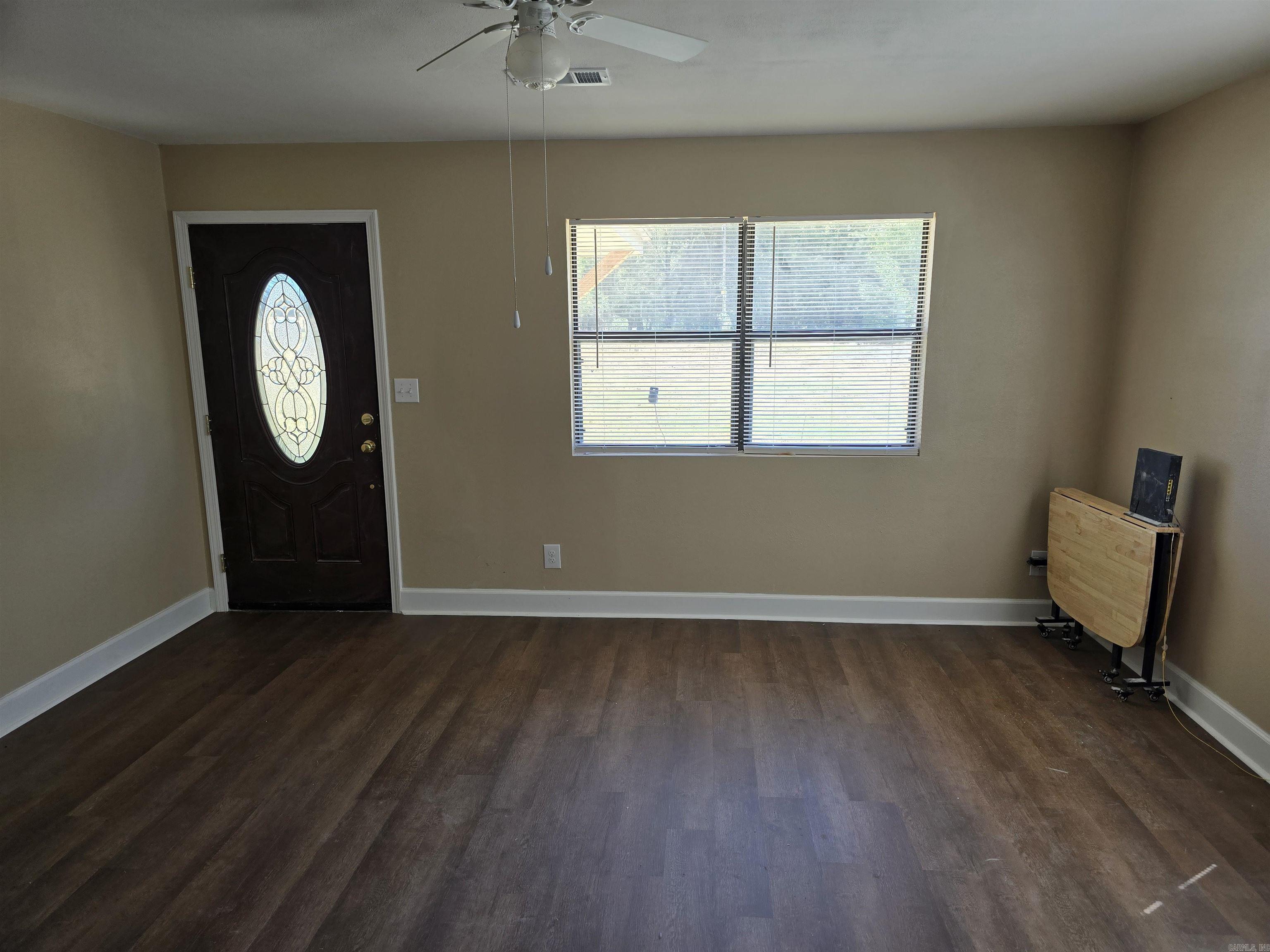 1359 Highway 27 N Property Photo 3