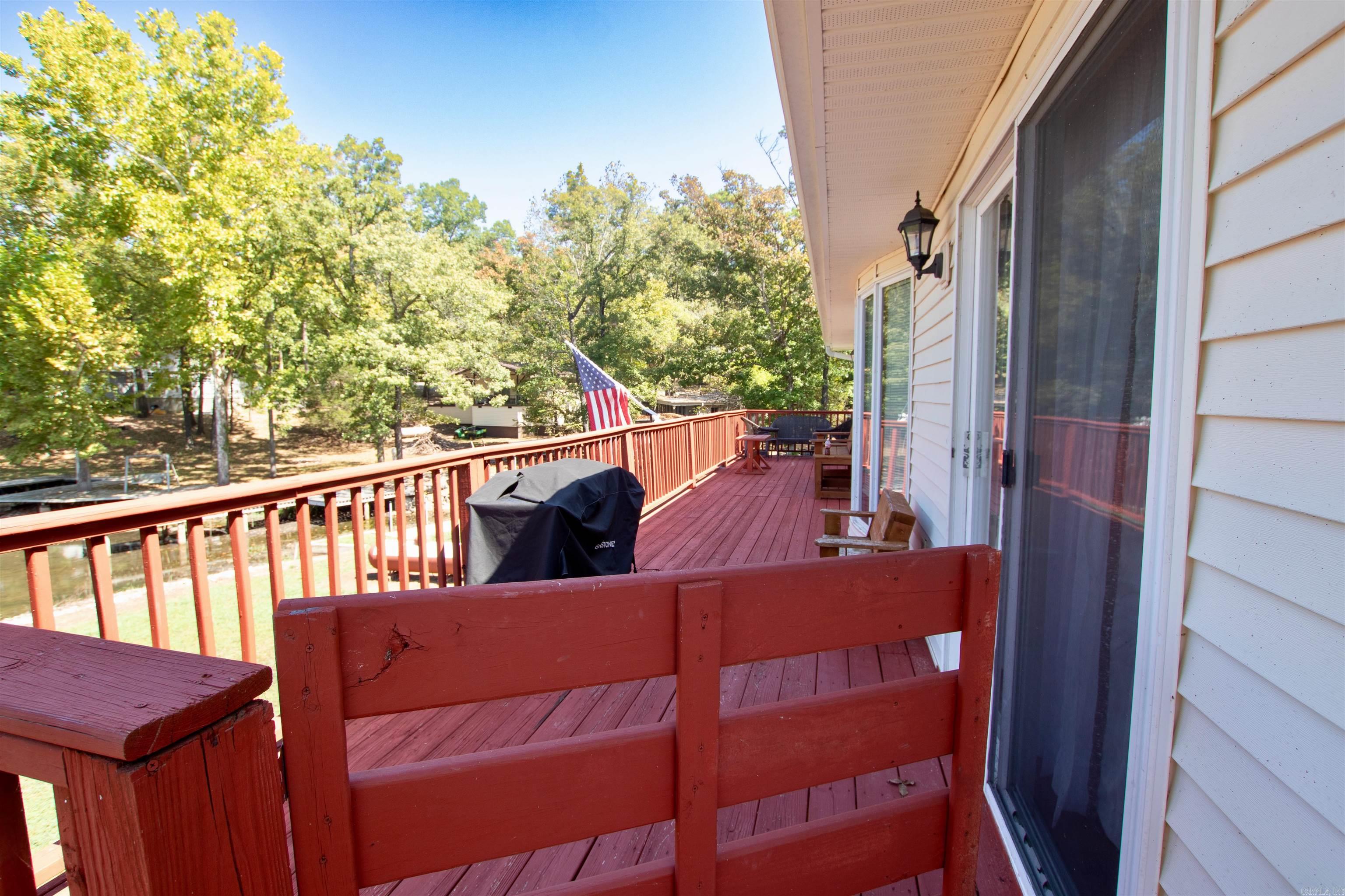 152 E Lakeshore Dr Property Photo 12