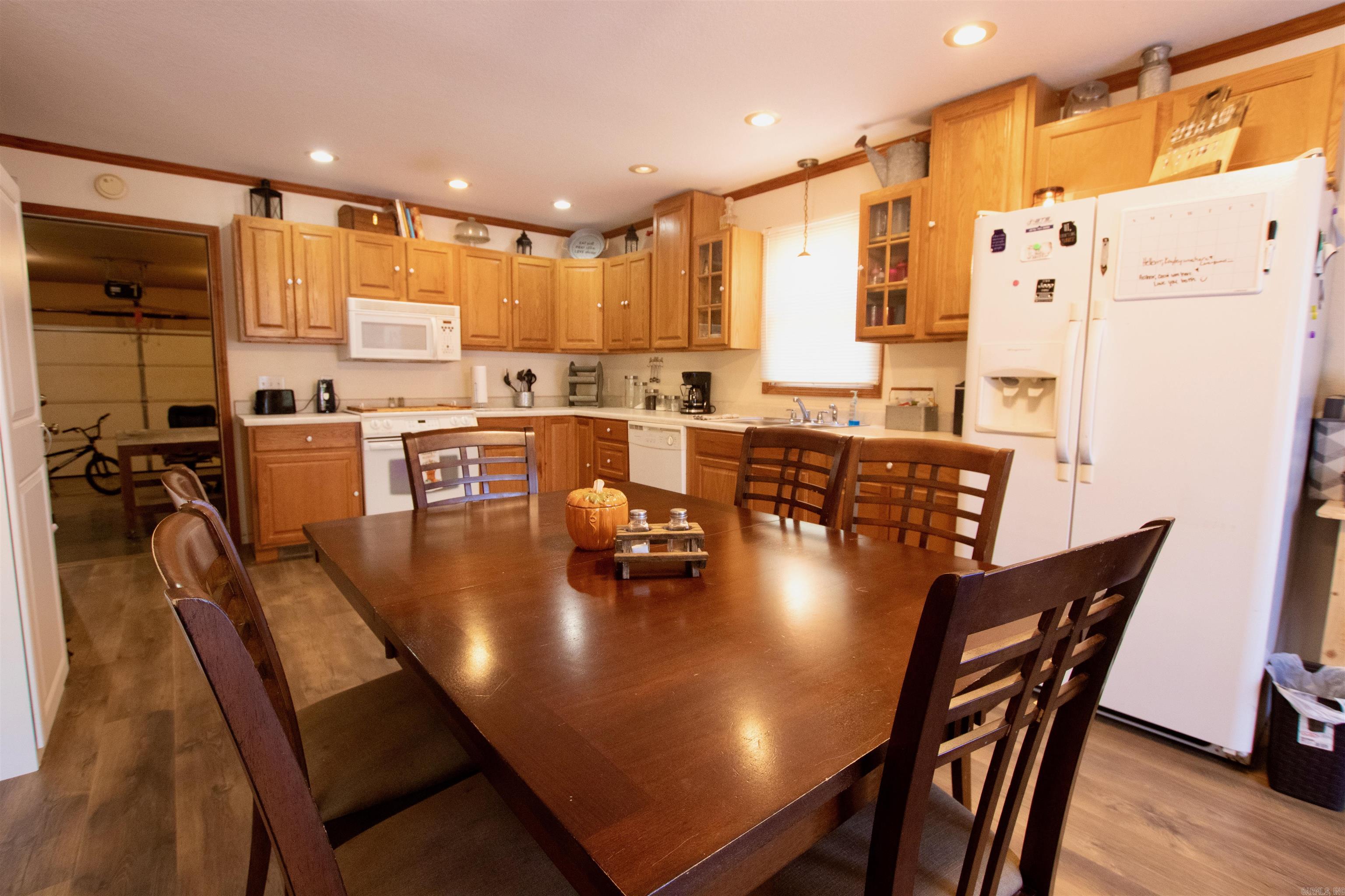 152 E Lakeshore Dr Property Photo 23