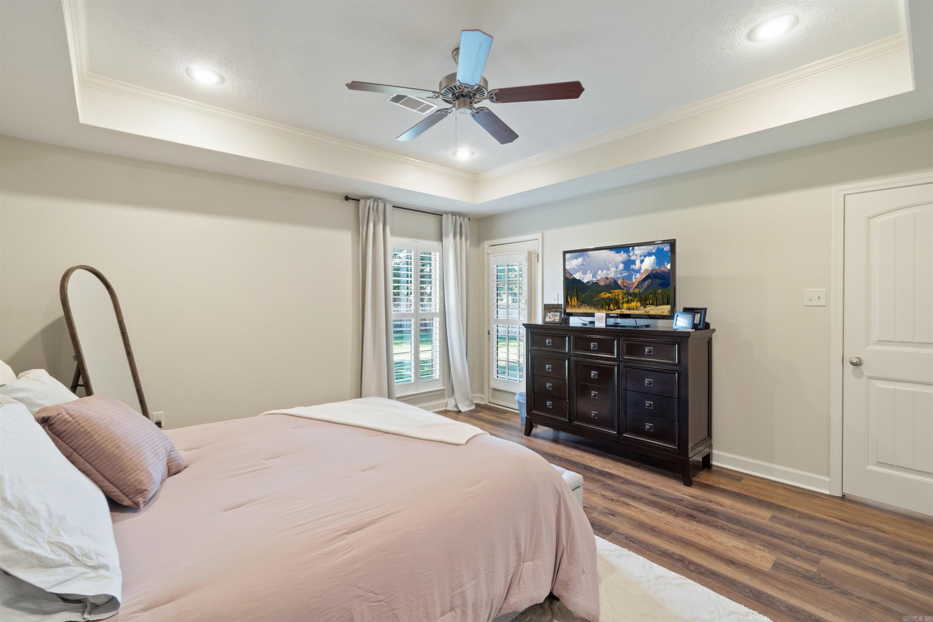 1490 Norbert Circle Property Photo 11
