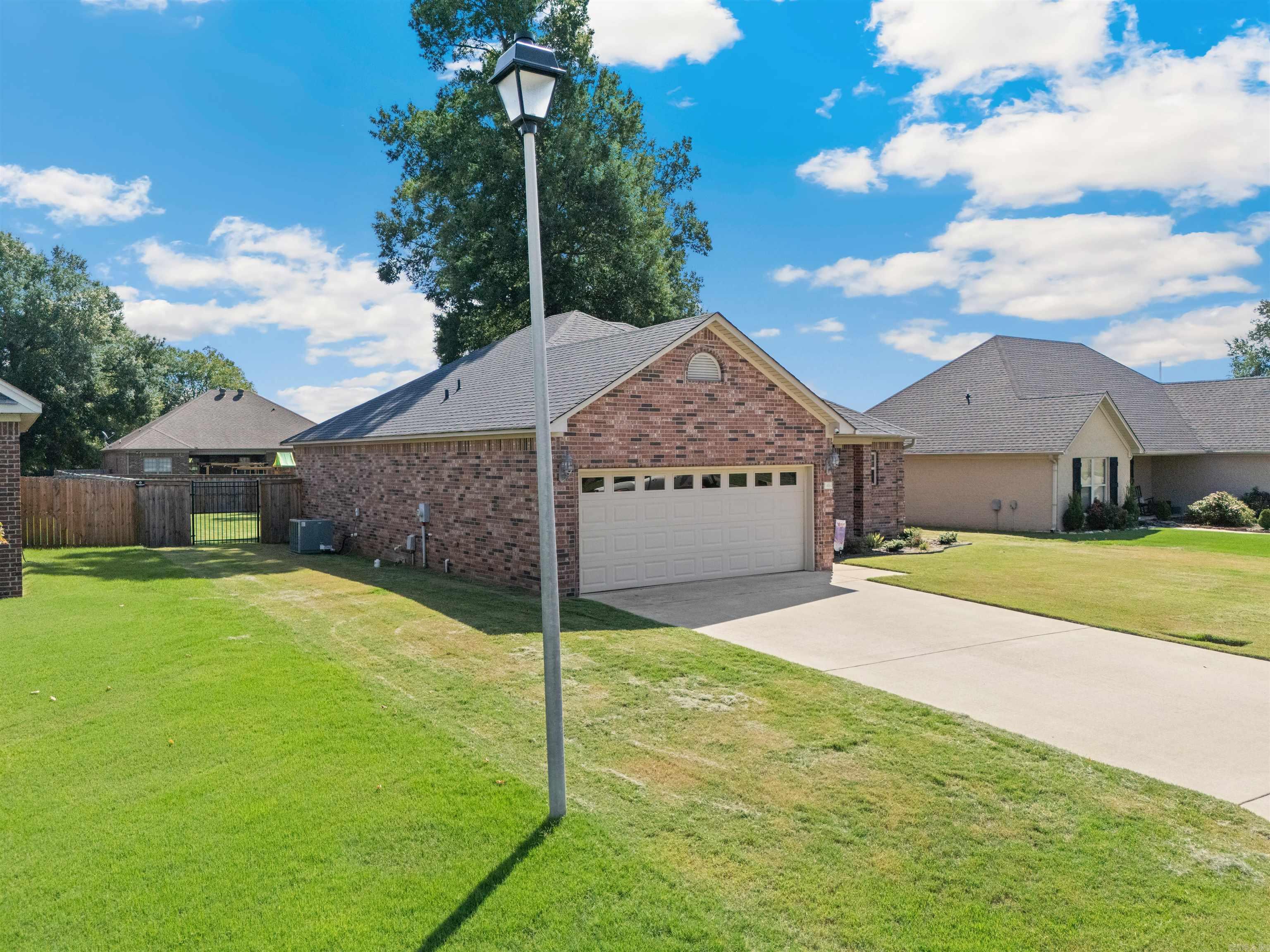1490 Norbert Circle Property Photo 22