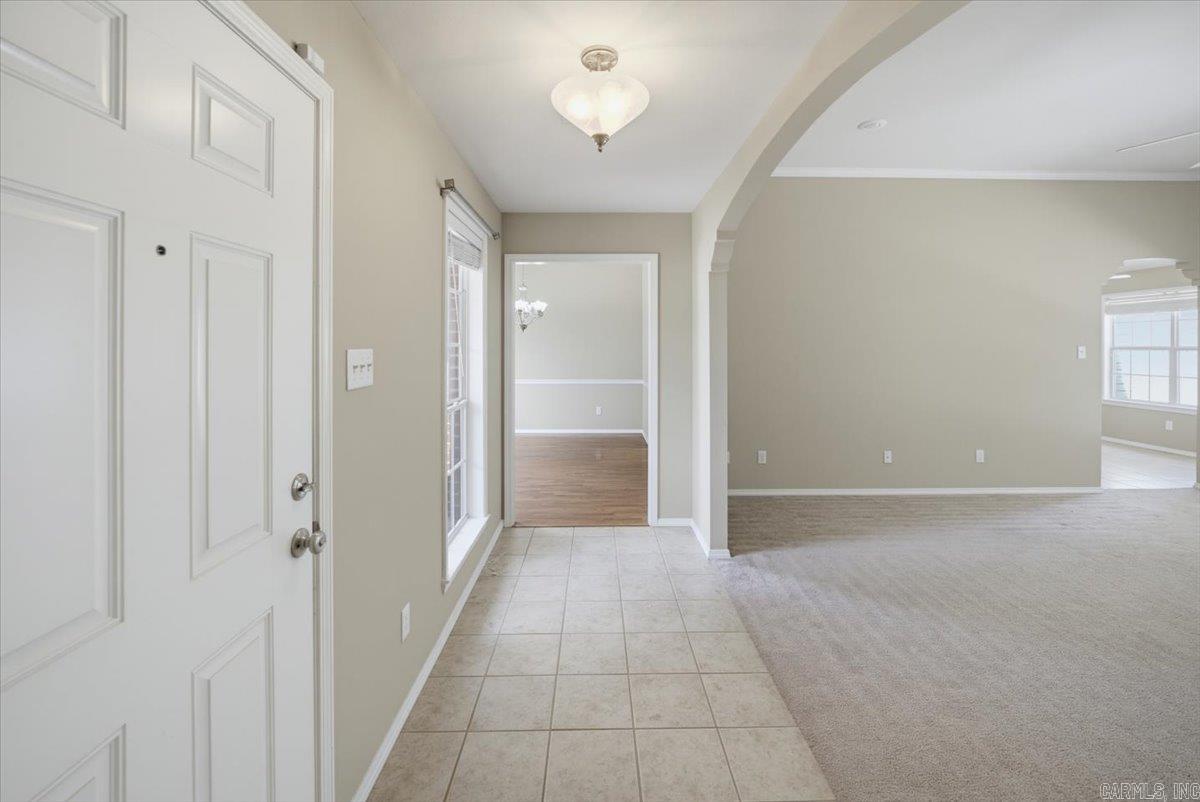 4204 Stoneybrook Drive Property Photo 4