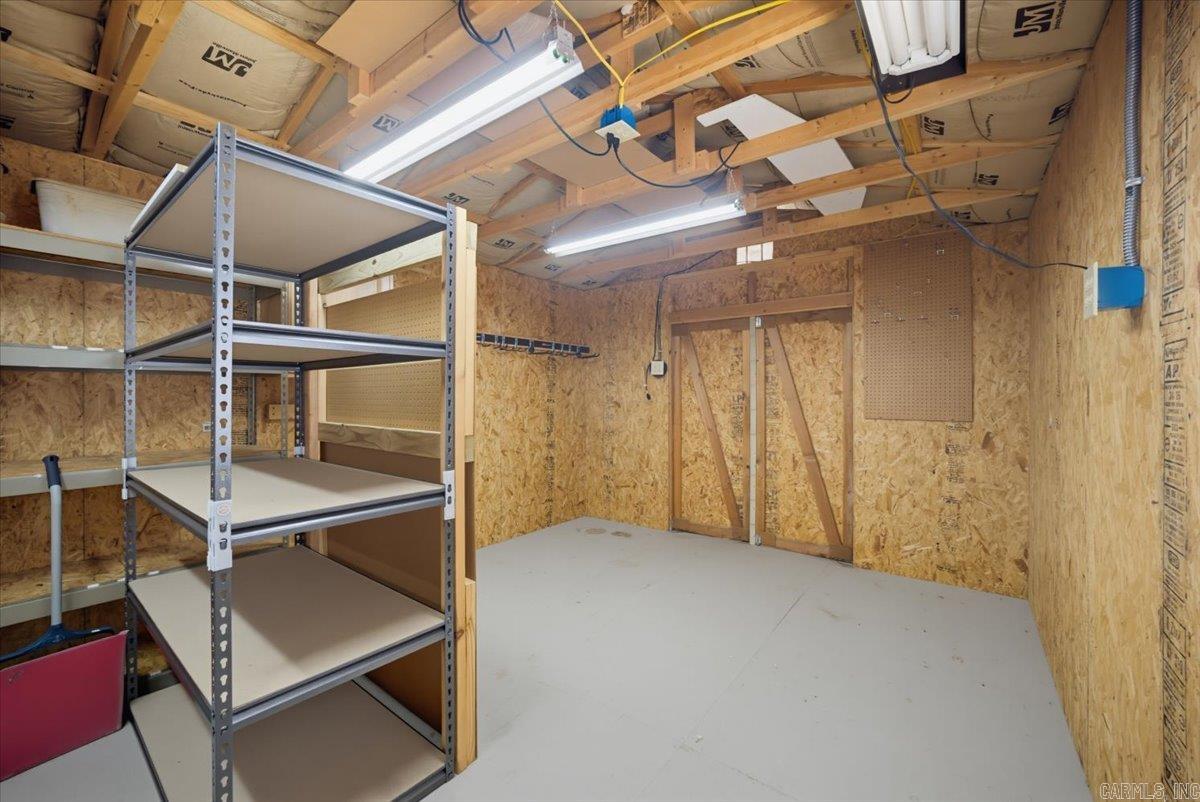 4204 Stoneybrook Drive Property Photo 31