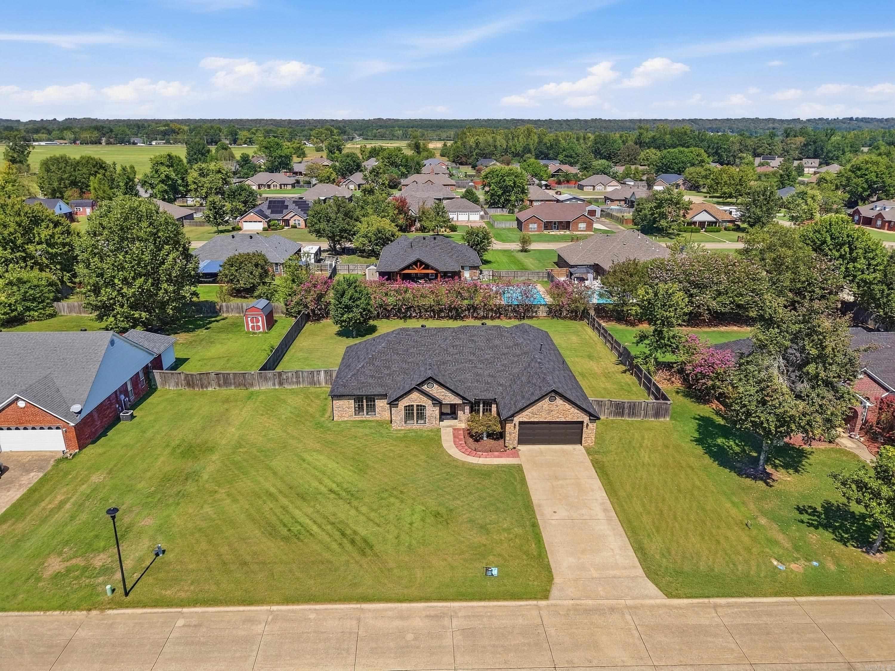 7 Ross Drive Property Photo 2