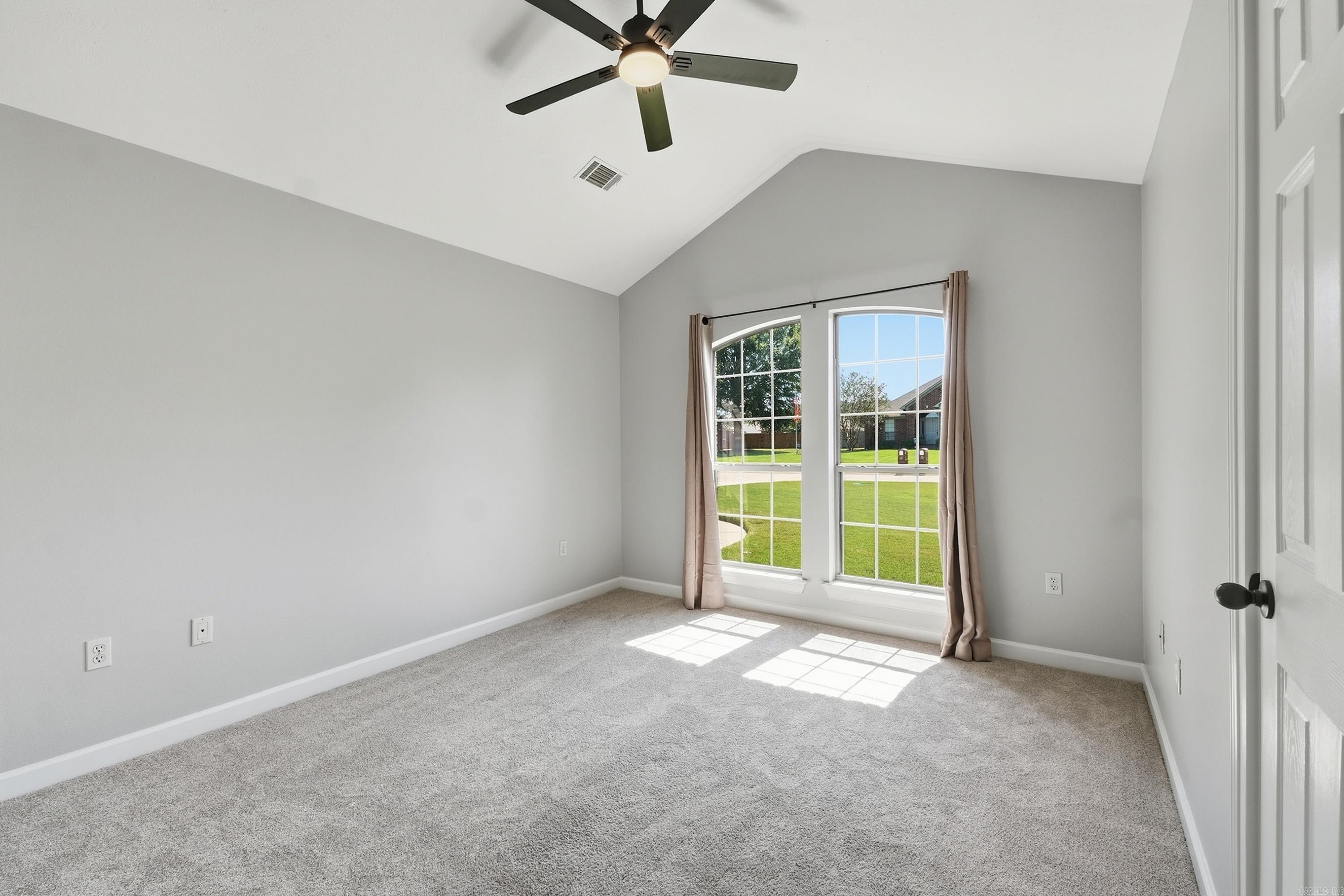 7 Ross Drive Property Photo 20