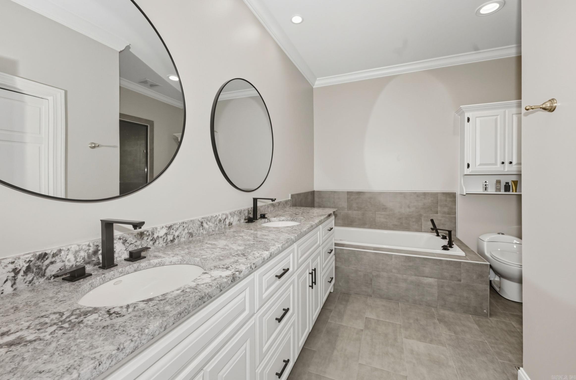 801 Pleasant Valley Drive 19 Property Photo 23