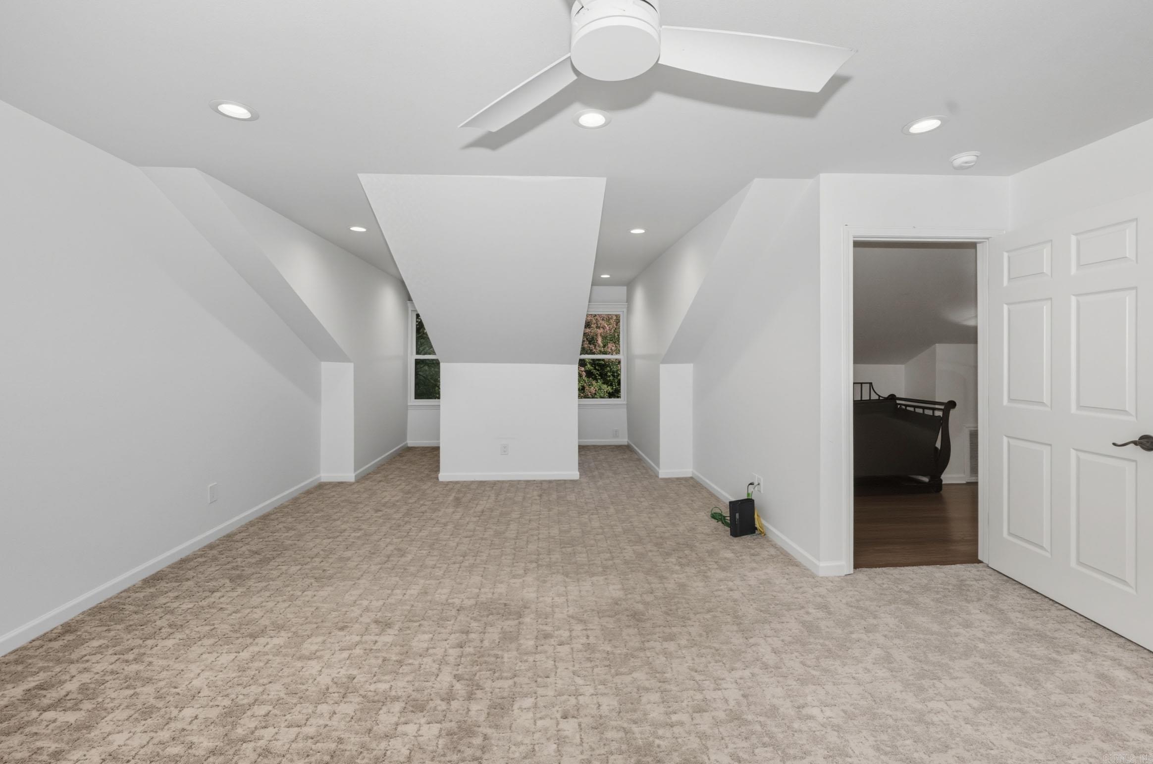 801 Pleasant Valley Drive 19 Property Photo 36